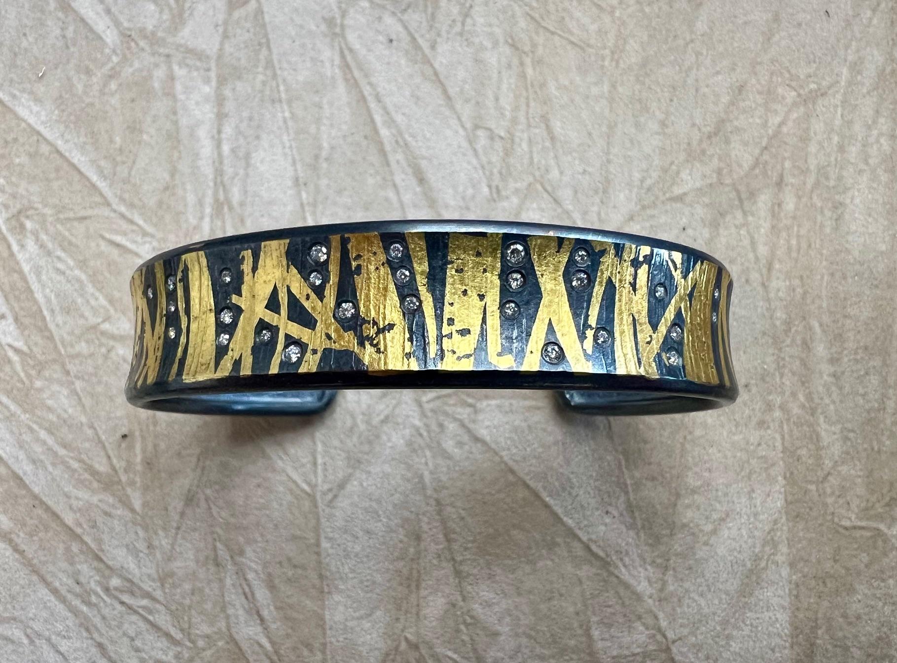 White Brilliant Diamond Scattered 24K Keum-boo Gold Leaf Cuff Bracelet For Sale 3