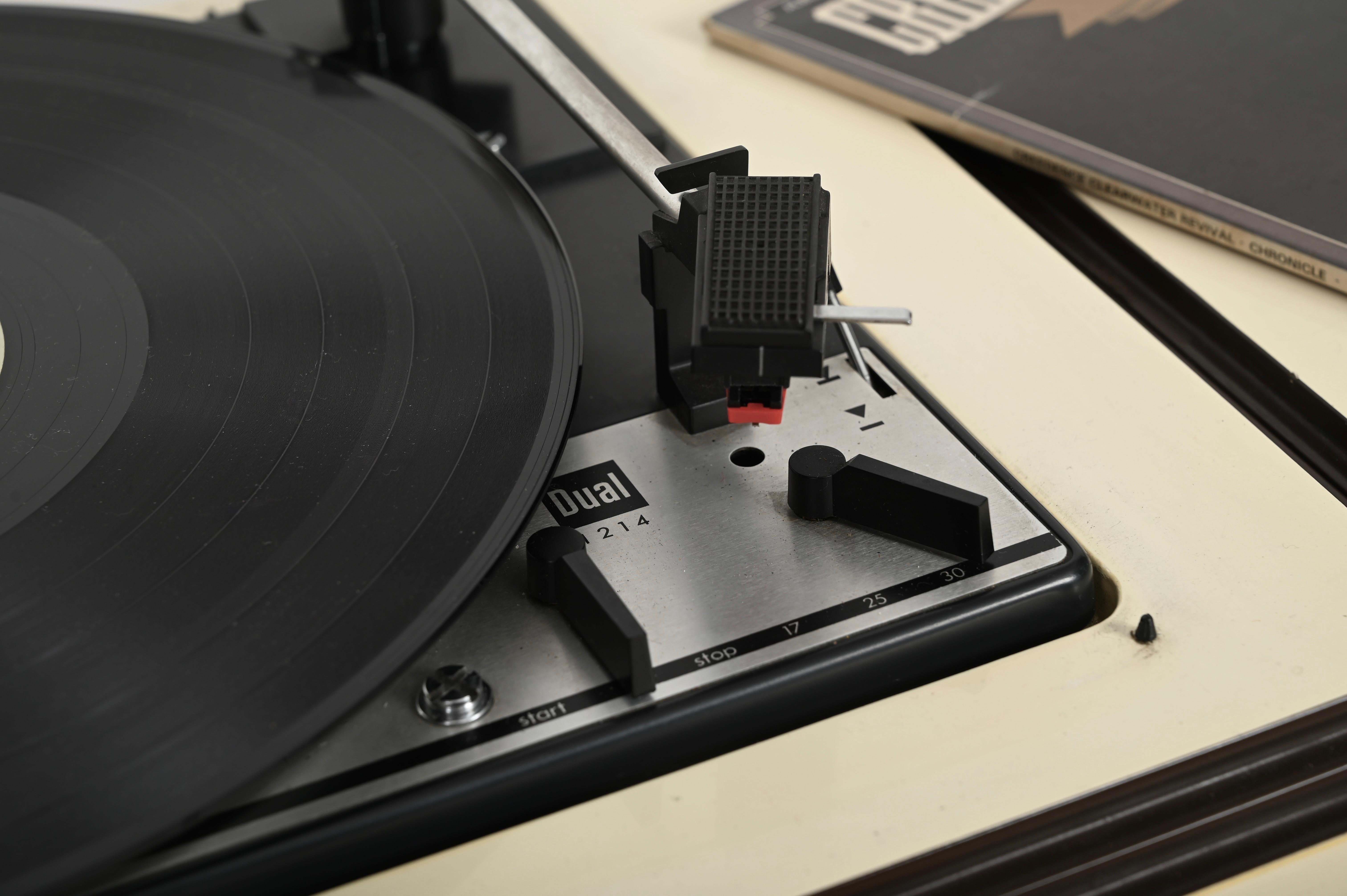 Radiofonografo e giradischi Brionvega RR126 bianco di Castiglioni, Italia 1965 in vendita 4