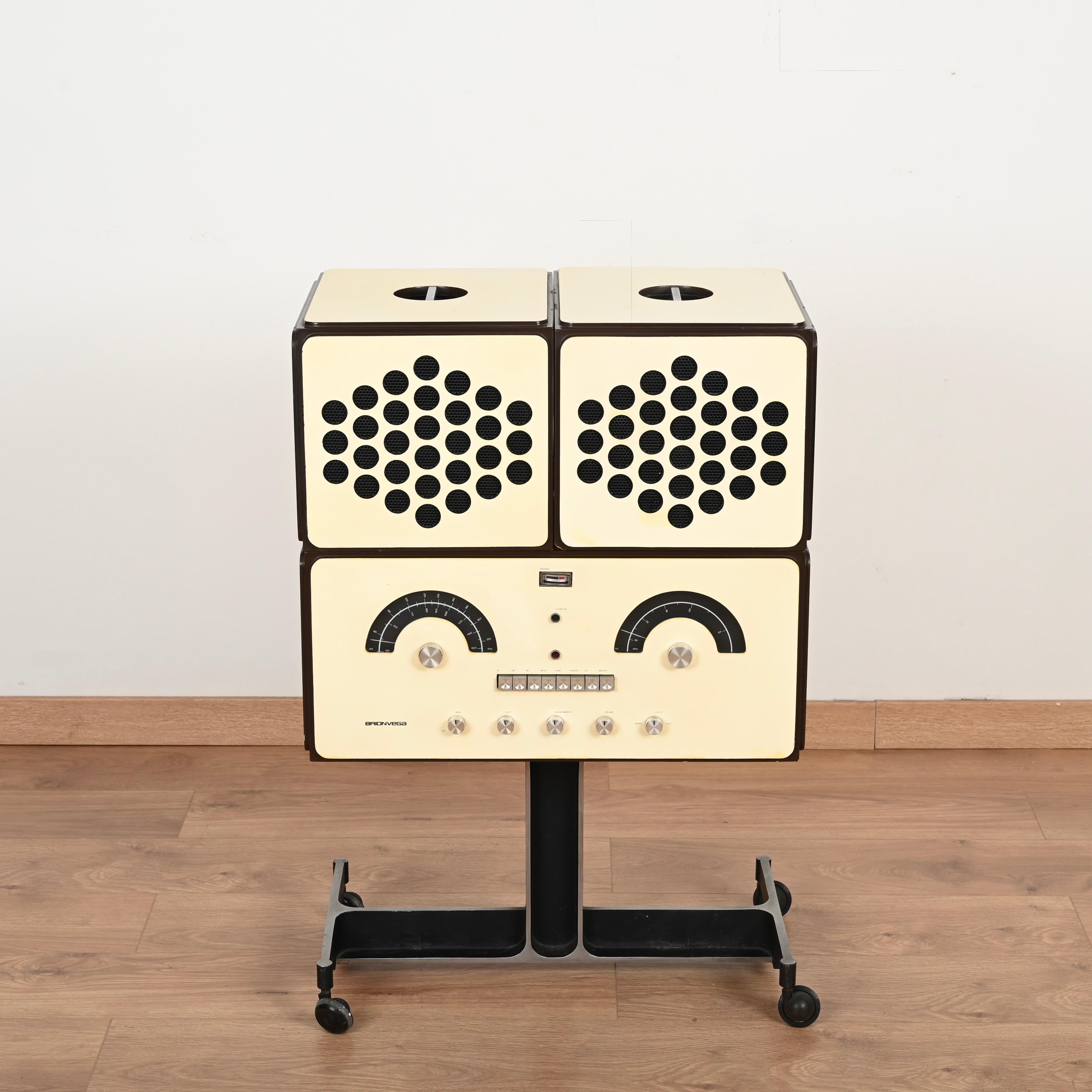 Radiofonografo e giradischi Brionvega RR126 bianco di Castiglioni, Italia 1965 in vendita 7