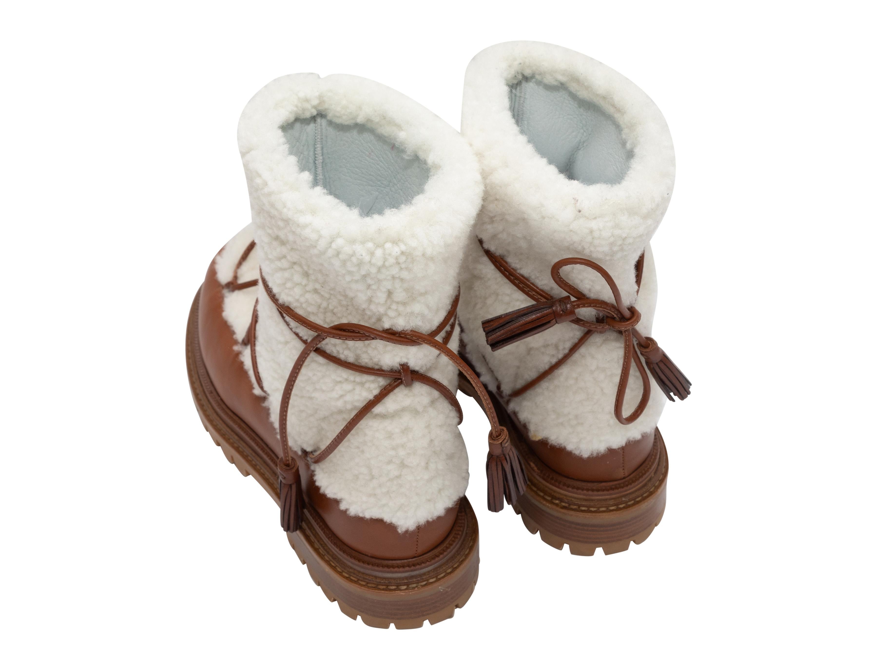 White & Brown Aquazzura Shearling & Leather Snow Boots In Excellent Condition In New York, NY