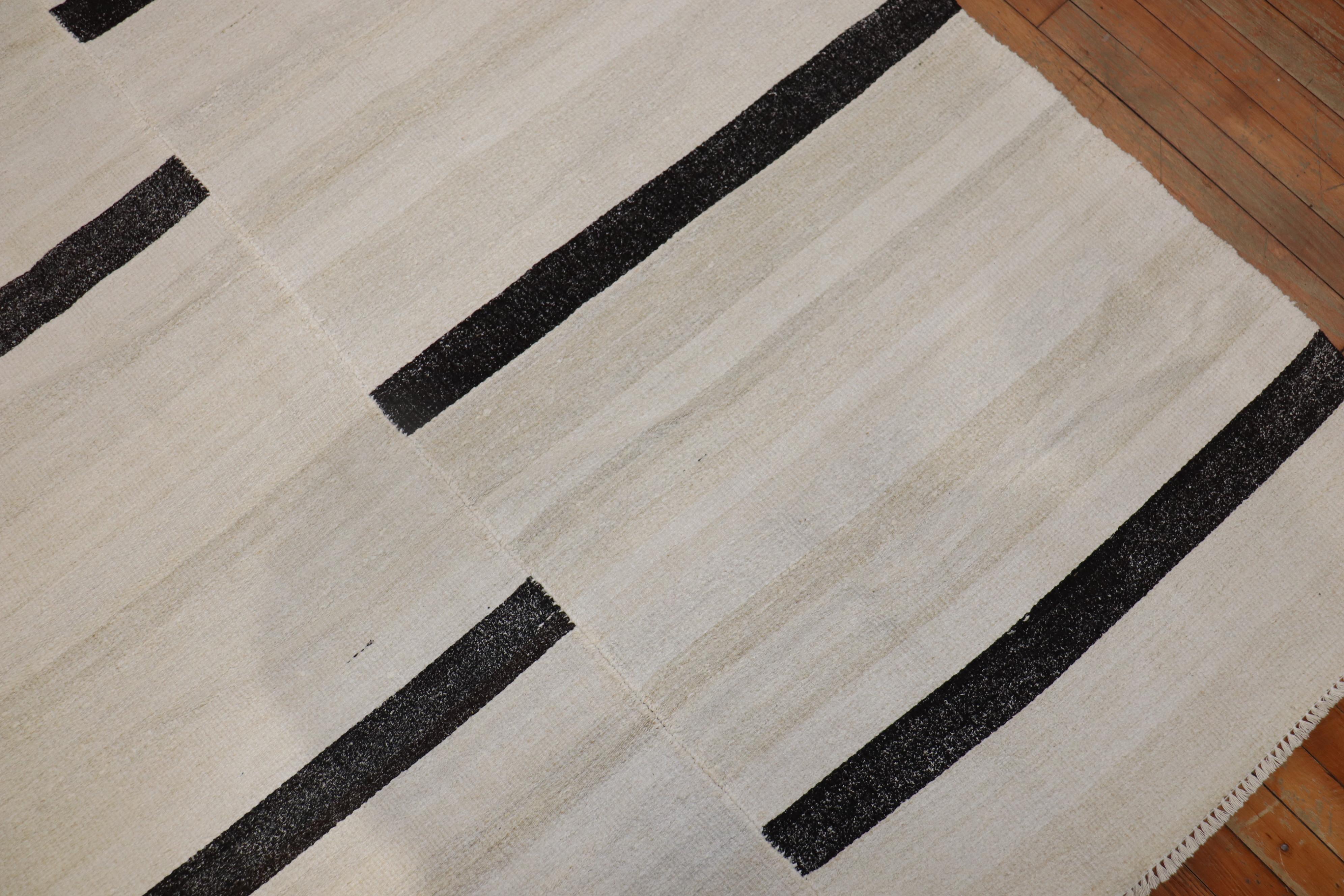 Kilim Turco Blanco Marrón Tamaño Habitación Anudado a mano en venta