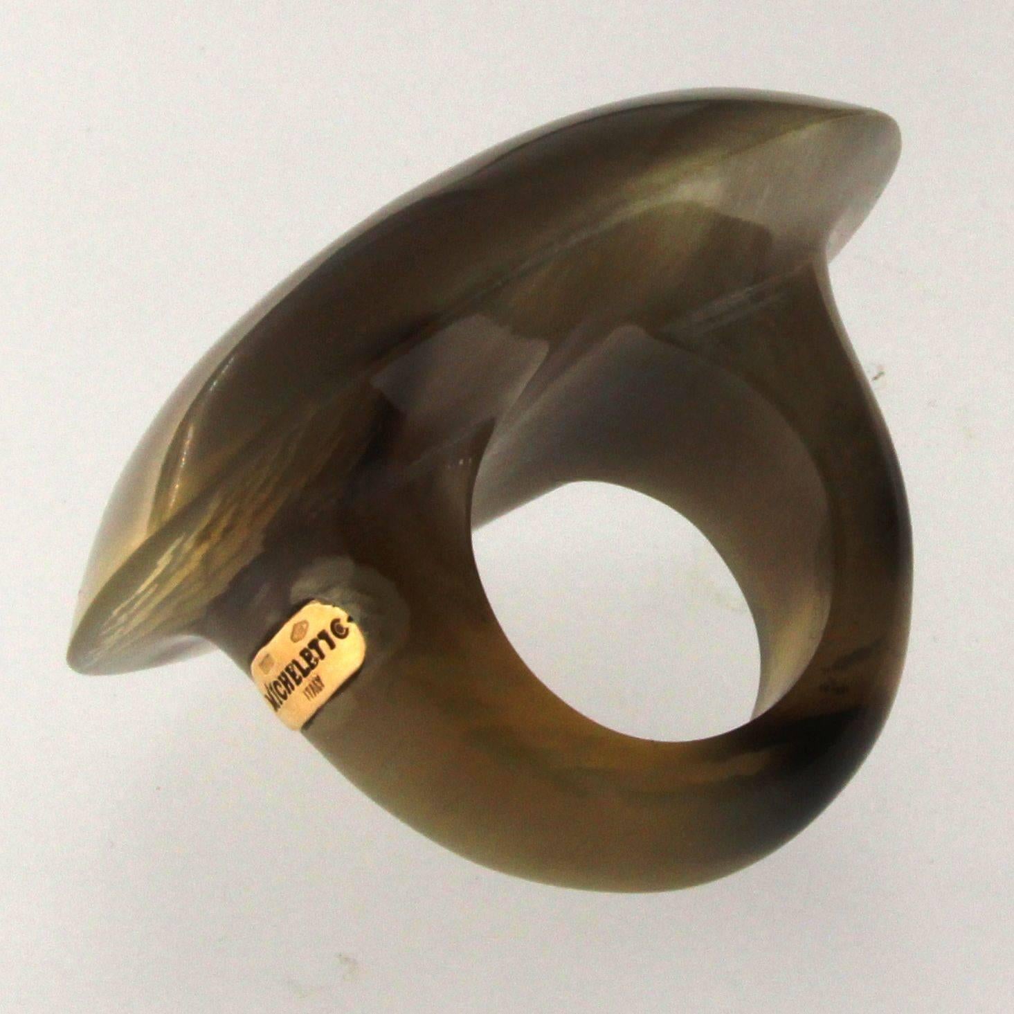 White Bufalo Horn Ring 18 Karat Yellow Gold Mat In New Condition For Sale In Milano, Lombardia