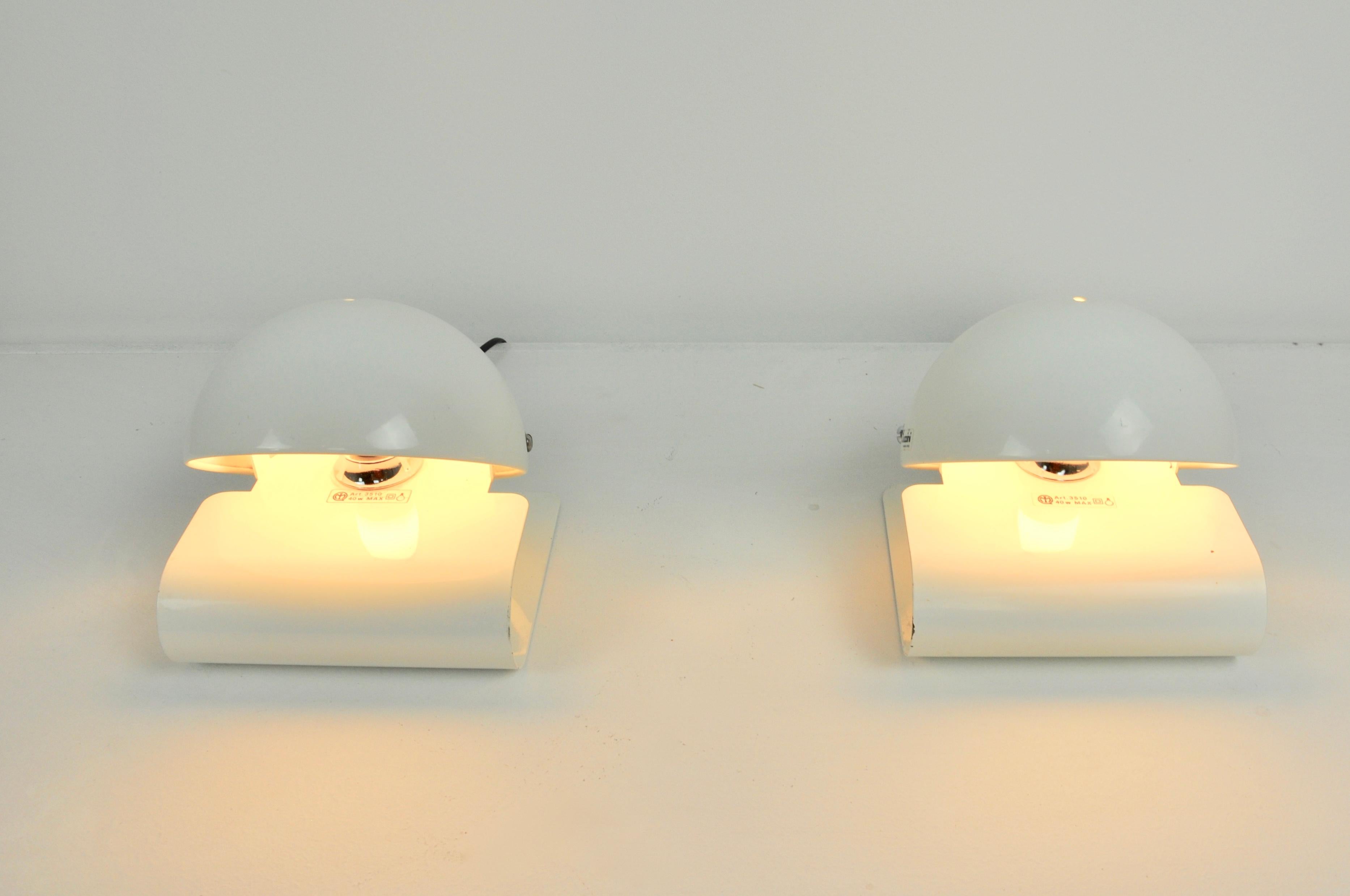 White Bugia Table Lamps by Giuseppe Cormio for Guzzini, 1970s 1