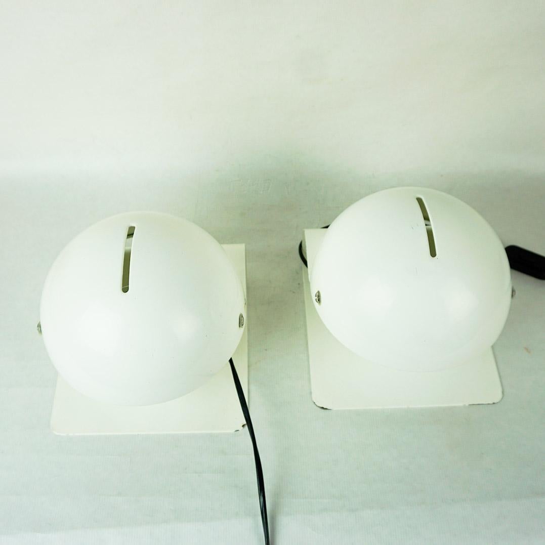 White Bugia Table Lamps by Giuseppe Cormio for Guzzini Italy For Sale 2