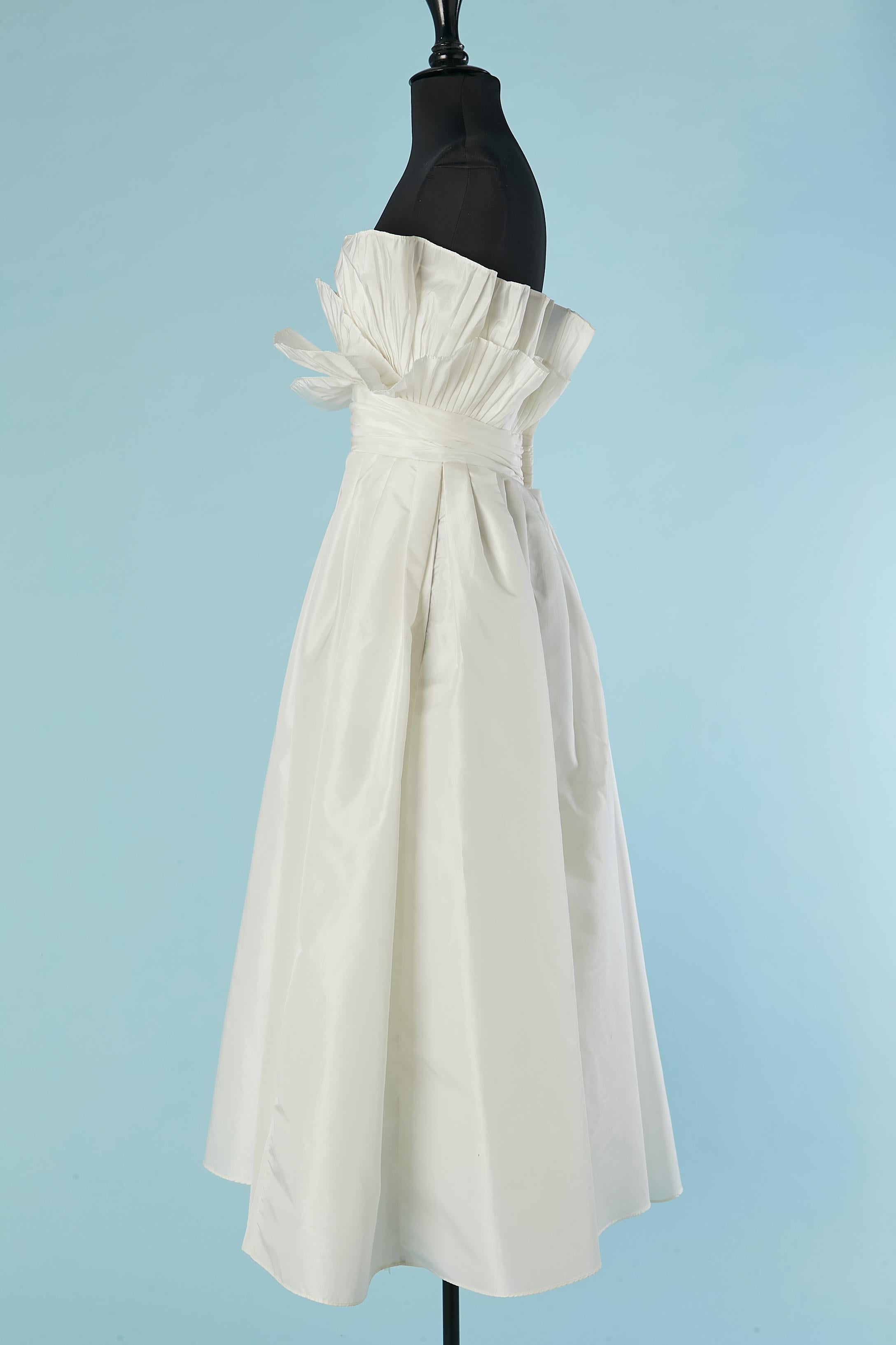Women's White bustier evening dress or wedding dress with pleated bustier Victor Costa