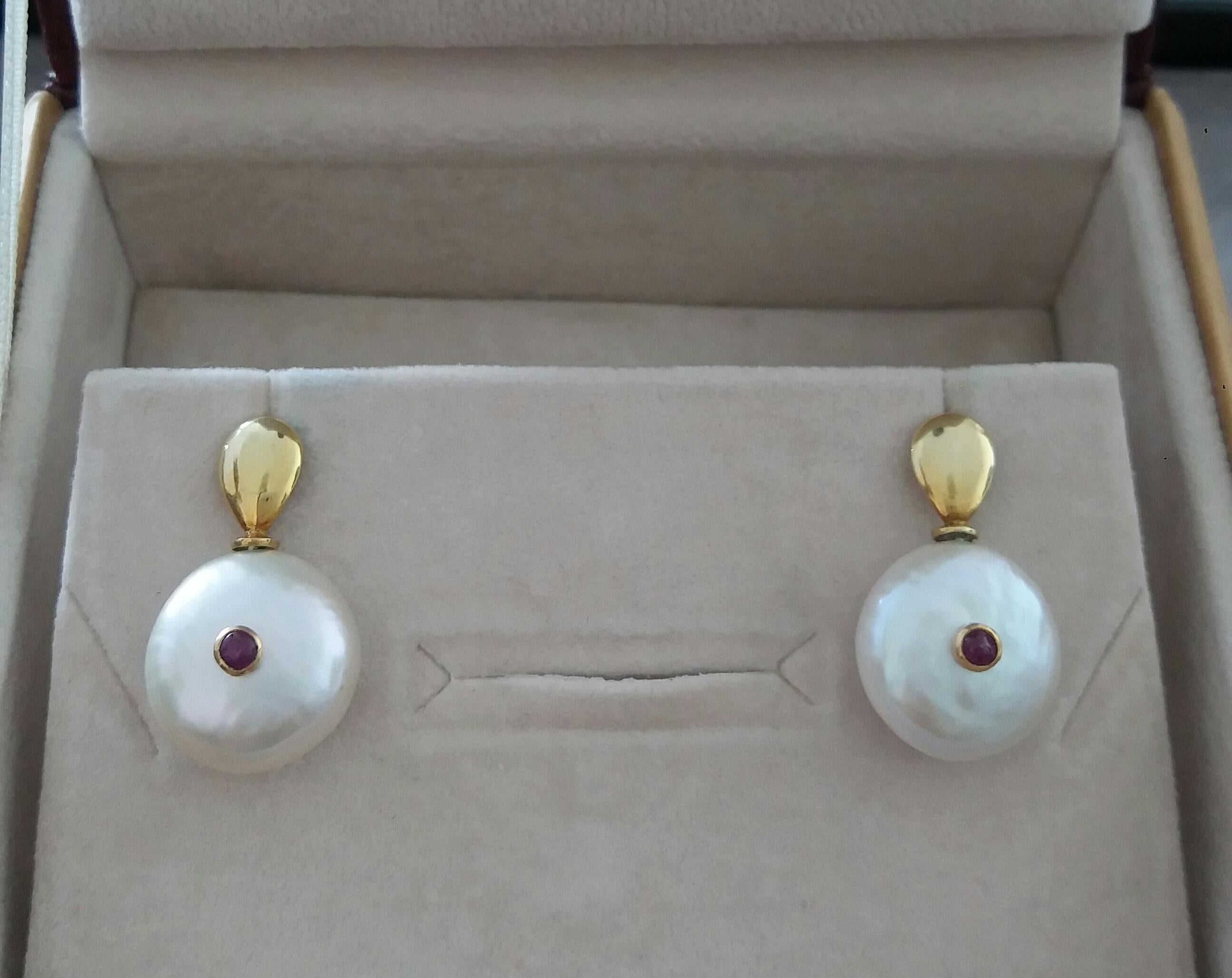 White Button Shape Baroque Pearls Round Ruby Cabs 14 K Yellow Gold Tops Earrings For Sale 2