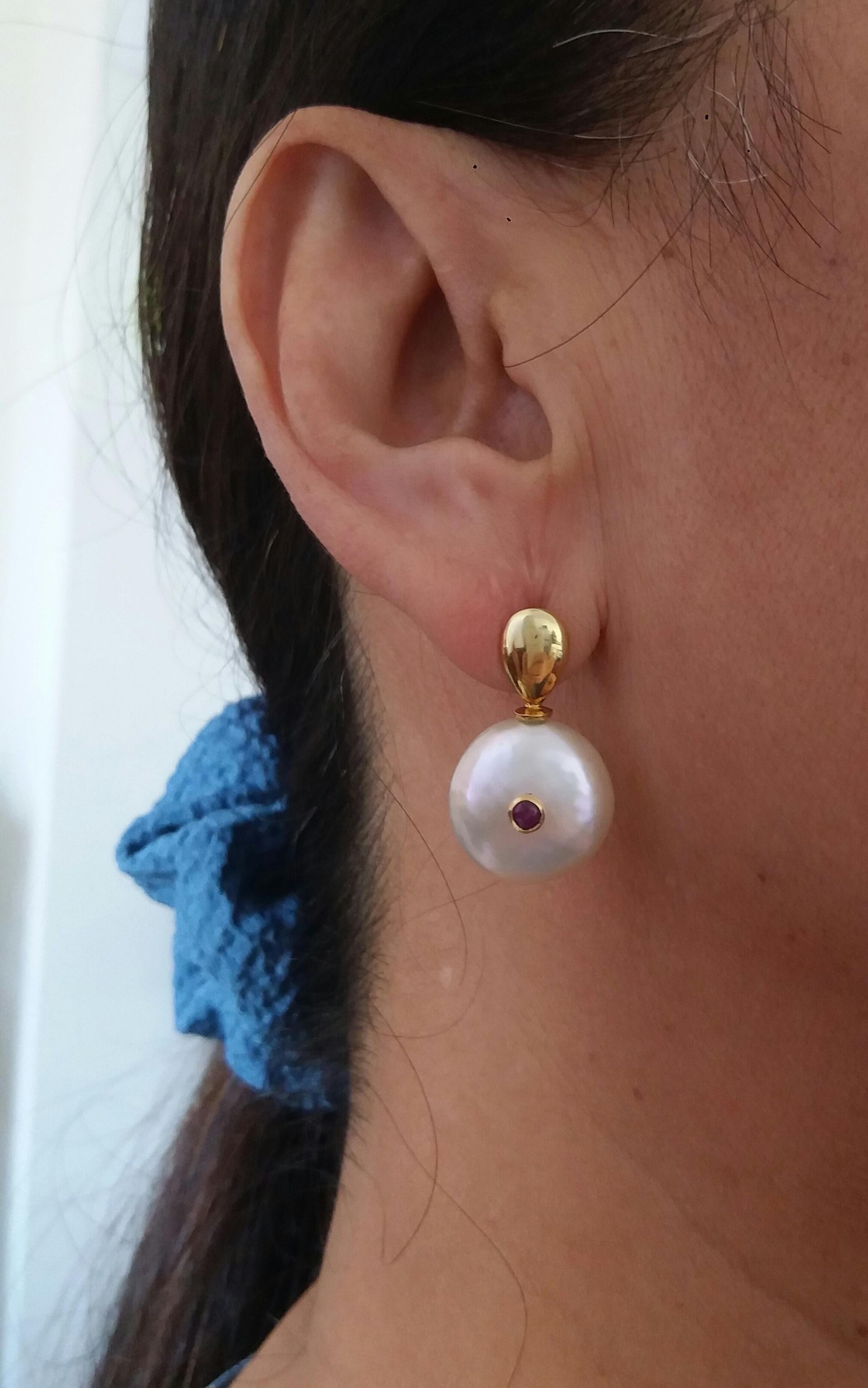 White Button Shape Baroque Pearls Round Ruby Cabs 14 K Yellow Gold Tops Earrings For Sale 8