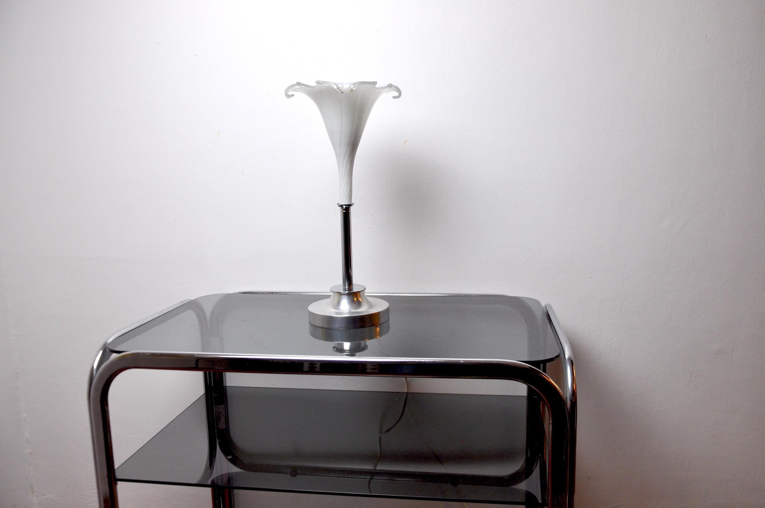 Italian White Calla Lily Lamp, Murano Glass, Italy, 1970 For Sale