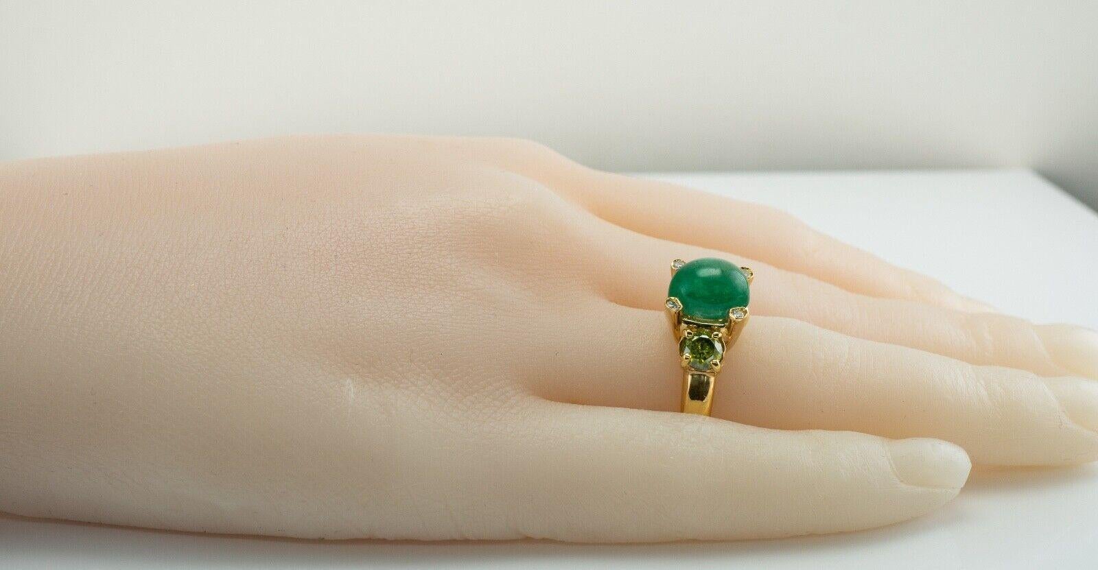 Anello con smeraldo e diamante canarino in oro 18 carati, Italia in vendita 5