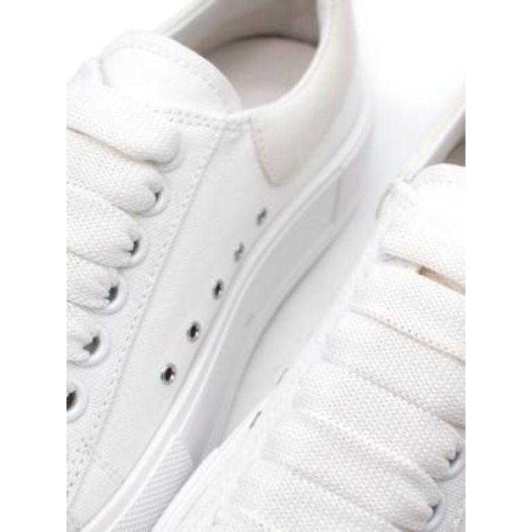 White Canvas Deck Sneakers In Excellent Condition For Sale In London, GB