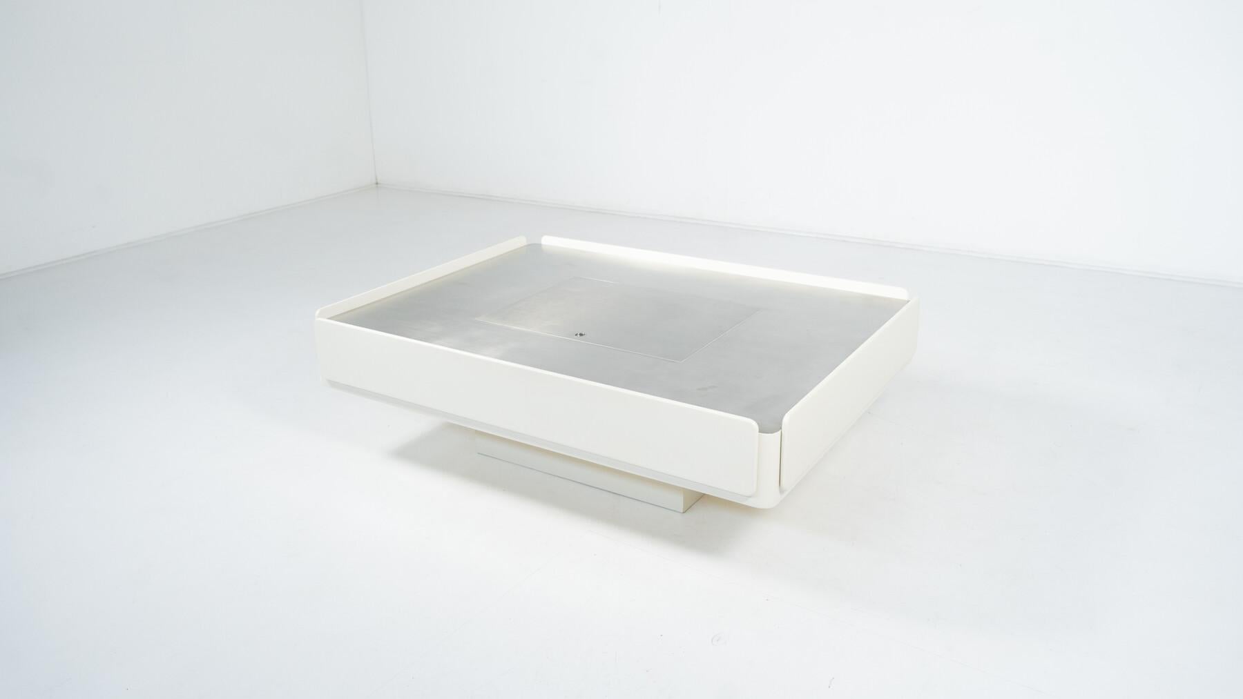 Mid-Century Modern Table basse Caori blanche de Vico Magistretti pour Gavina, Italie, années 1960 en vente