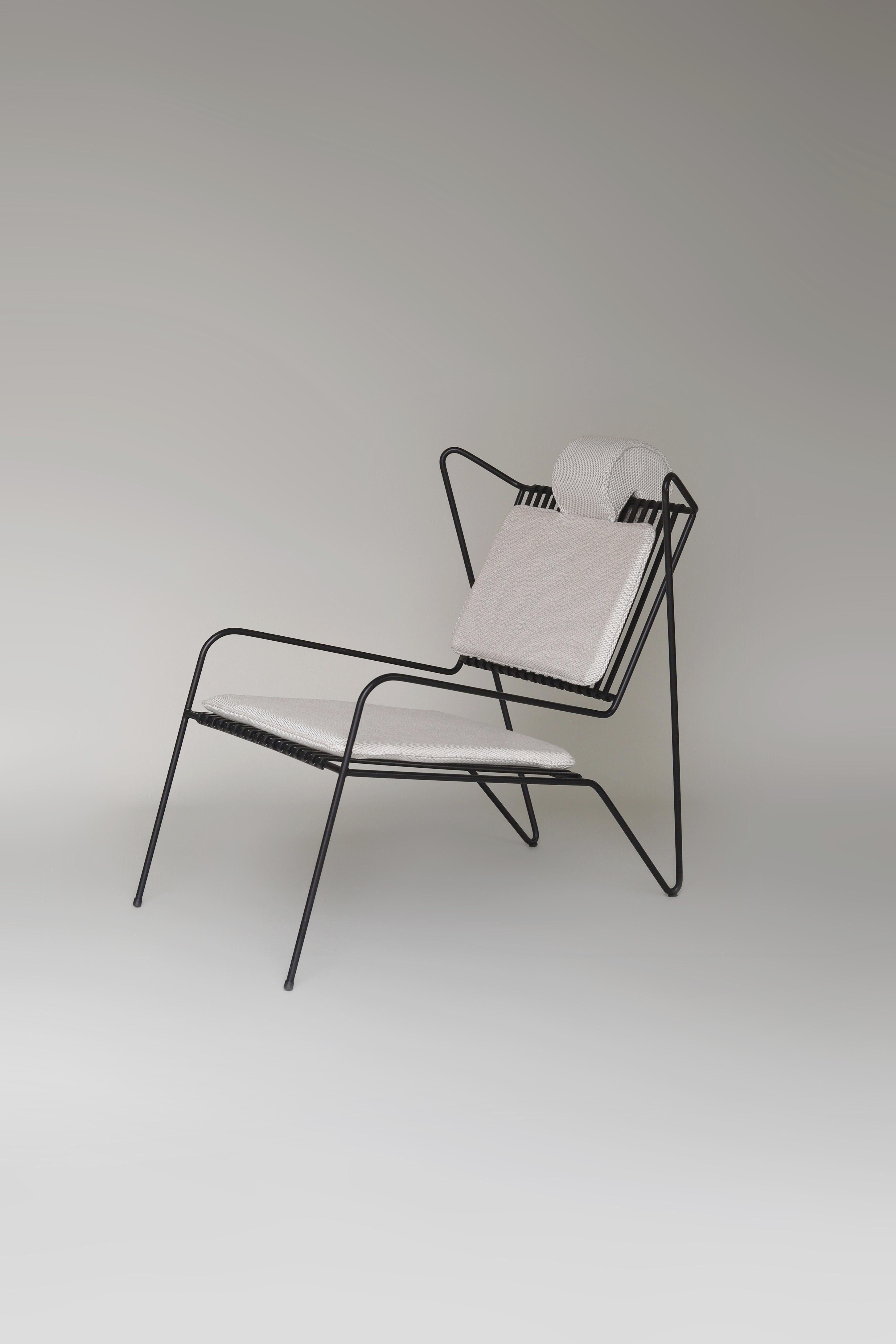 XXIe siècle et contemporain Fauteuil de salon Capri blanc avec coussin d'assise par Cools Collection en vente