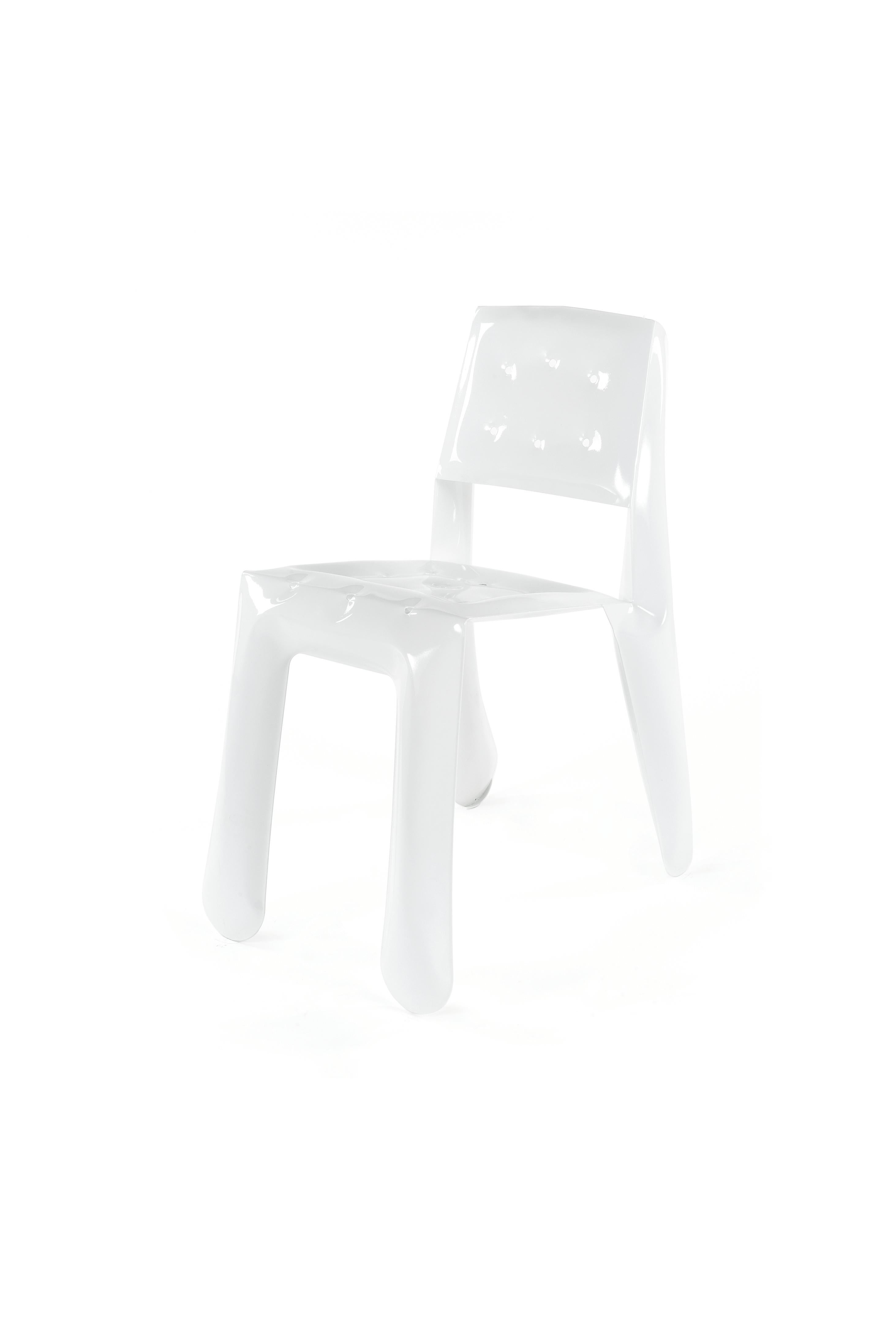 White Carbon Steel Chippensteel 0.5 Sculptural Chair by Zieta
Dimensions: D 58 x W 46 x H 80 cm 
Material: Carbon Steel. 
Finish: Powder-Coated. Glossy finish. 
Also available in colors: White Matt, Beige, Black, Blue-Gray, Graphite, Moss-Gray, and,