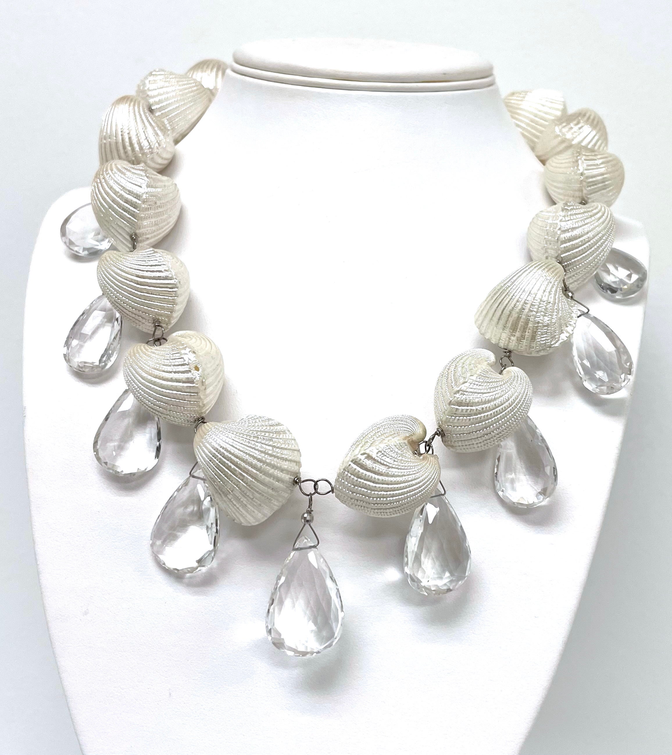 White Caribbean Shells with White Topaz Paradizia Necklace In New Condition For Sale In Laguna Beach, CA
