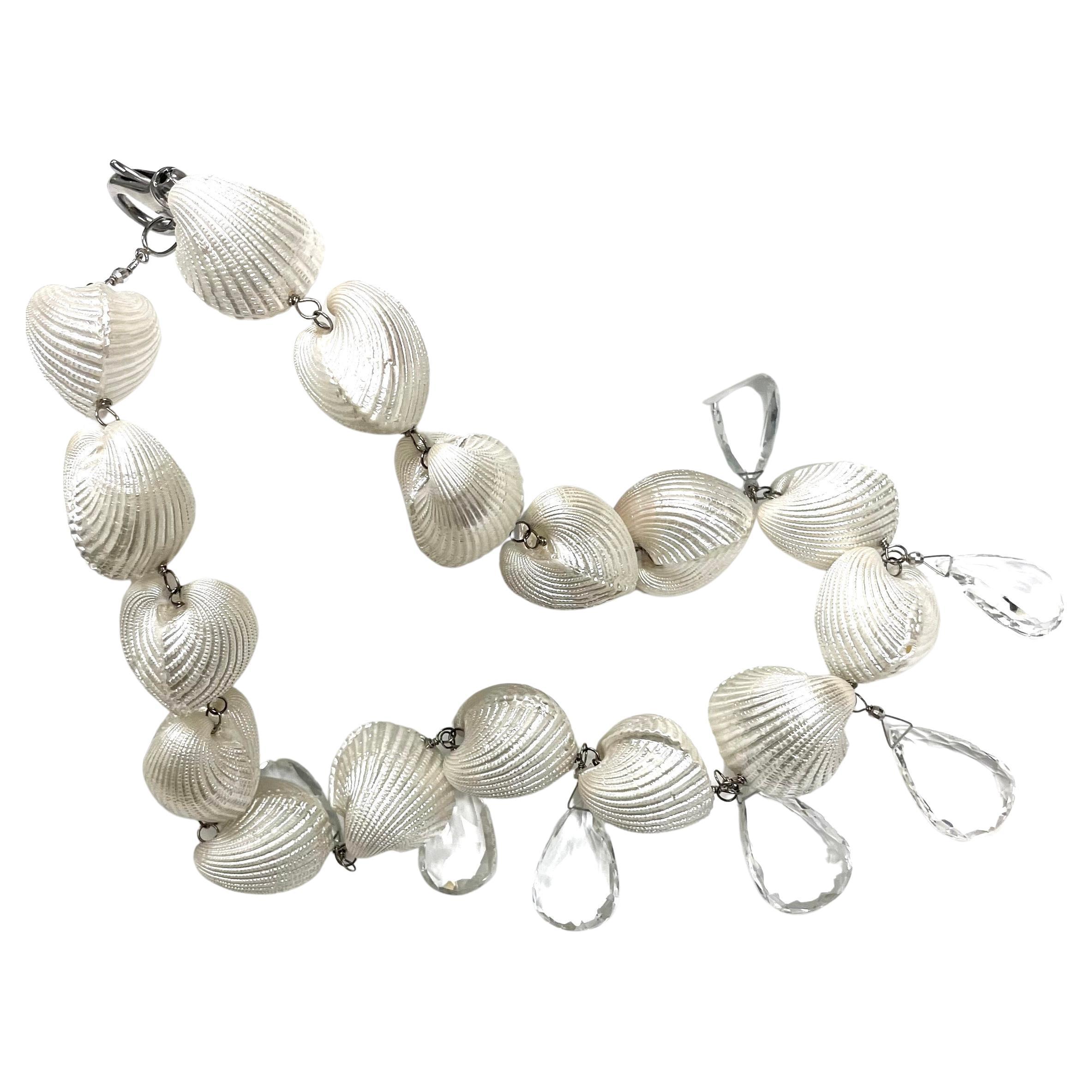 White Caribbean Shells with White Topaz Paradizia Necklace For Sale 1