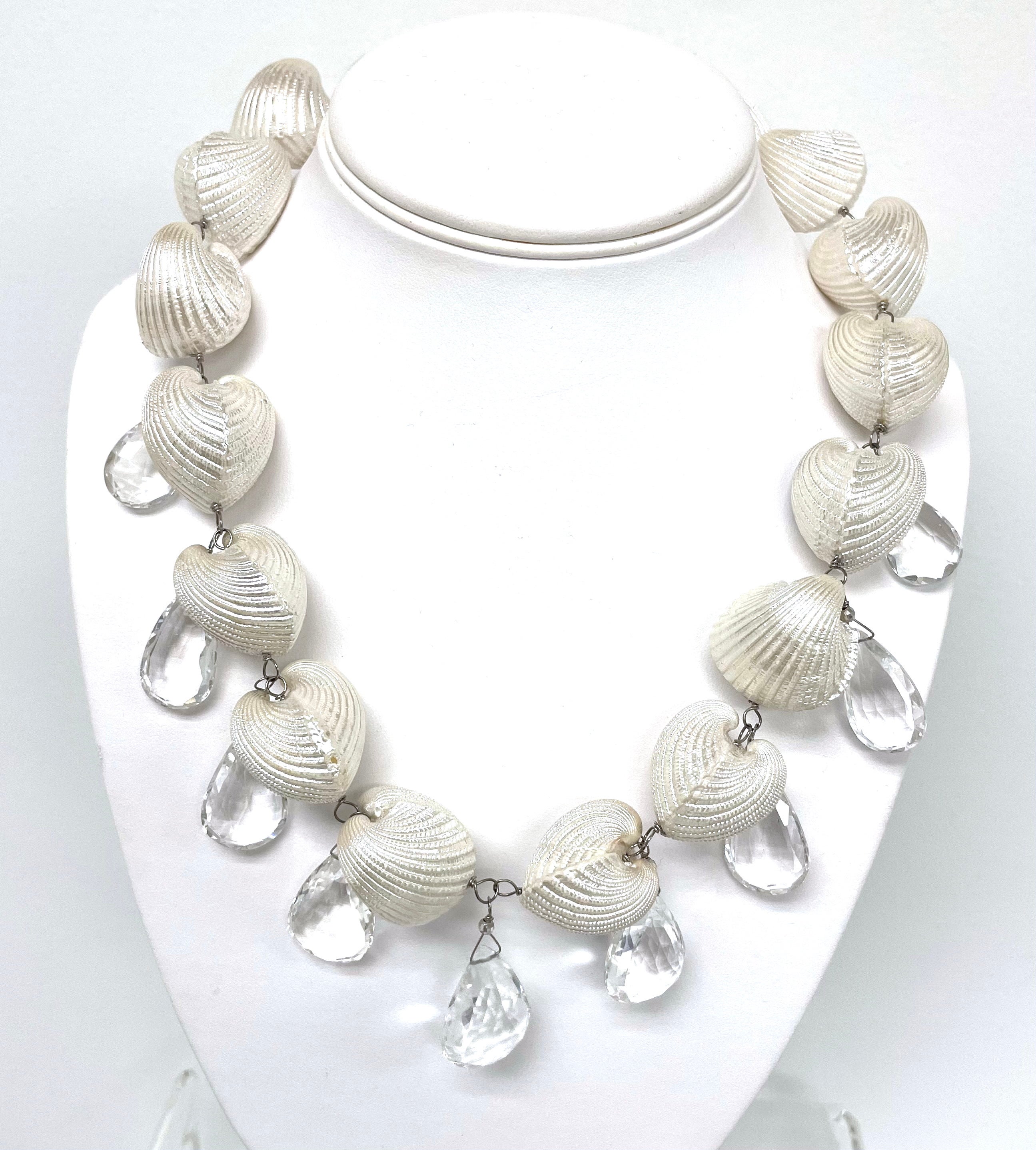 White Caribbean Shells with White Topaz Paradizia Necklace For Sale 2