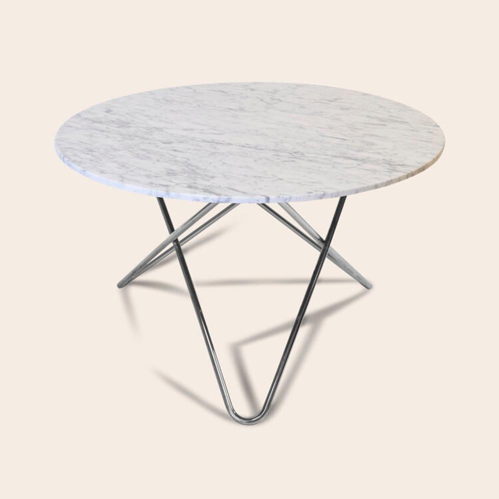 White carrara marble and stainless steel big O table by Ox Denmarq
Dimensions: D 120 x H 72 cm
Materials: steel, white carrara marble
Also available: different marble and frame options available.

Ox Denmarq is a Danish design brand aspiring to