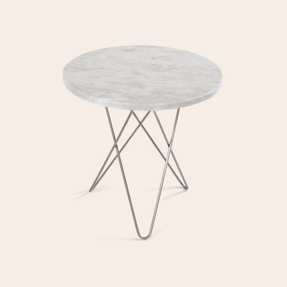 White Carrara marble and steel tall Mini O table by OxDenmarq
Dimensions: D 50 x H 50 cm
Materials: Steel, White Carrara Marble
Also Available: Different top and frame options available.

OX DENMARQ is a Danish design brand aspiring to make