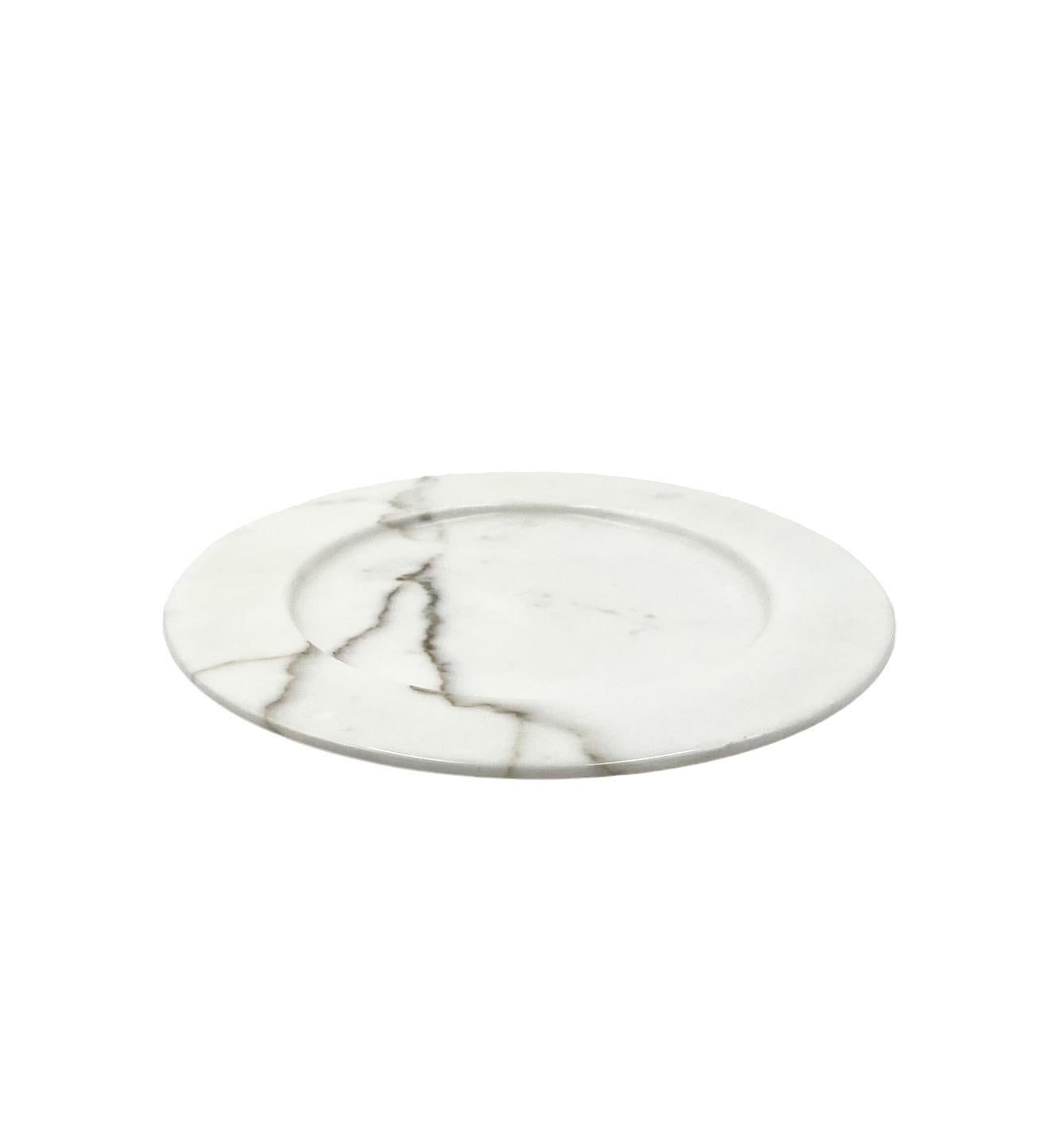 White Carrara marble centerpiece / plate, Up&Up Italy, 1970s For Sale 1
