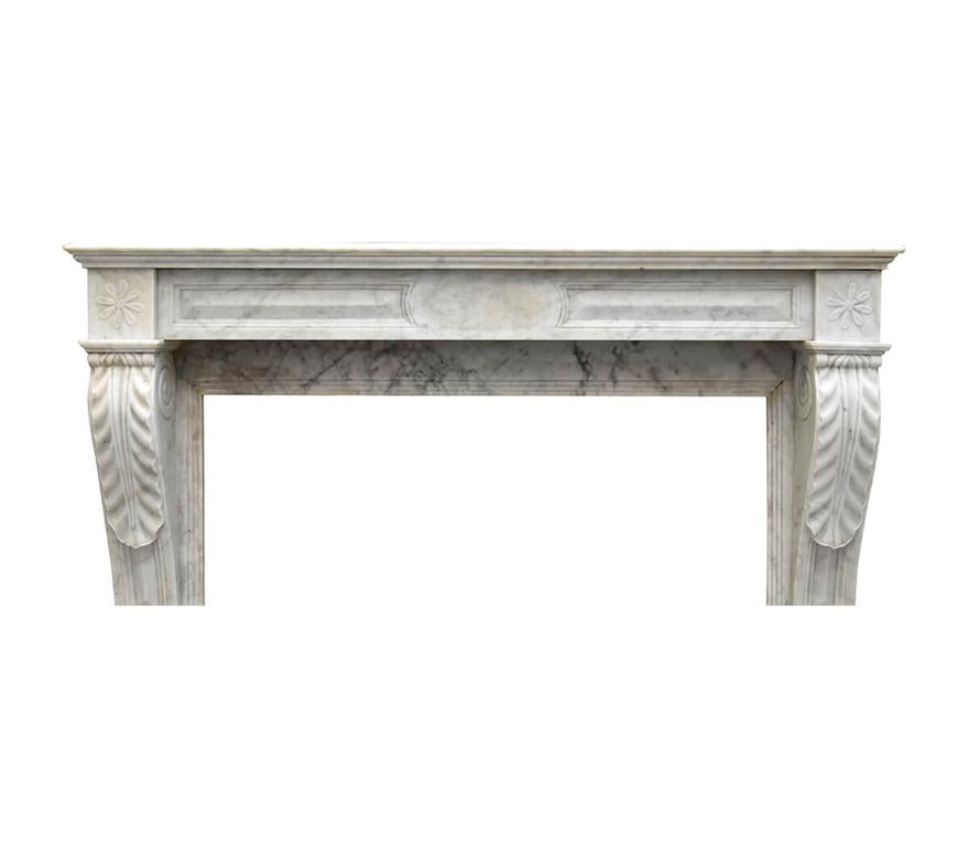 French White carrara marble fireplace mantel 19th Century For Sale