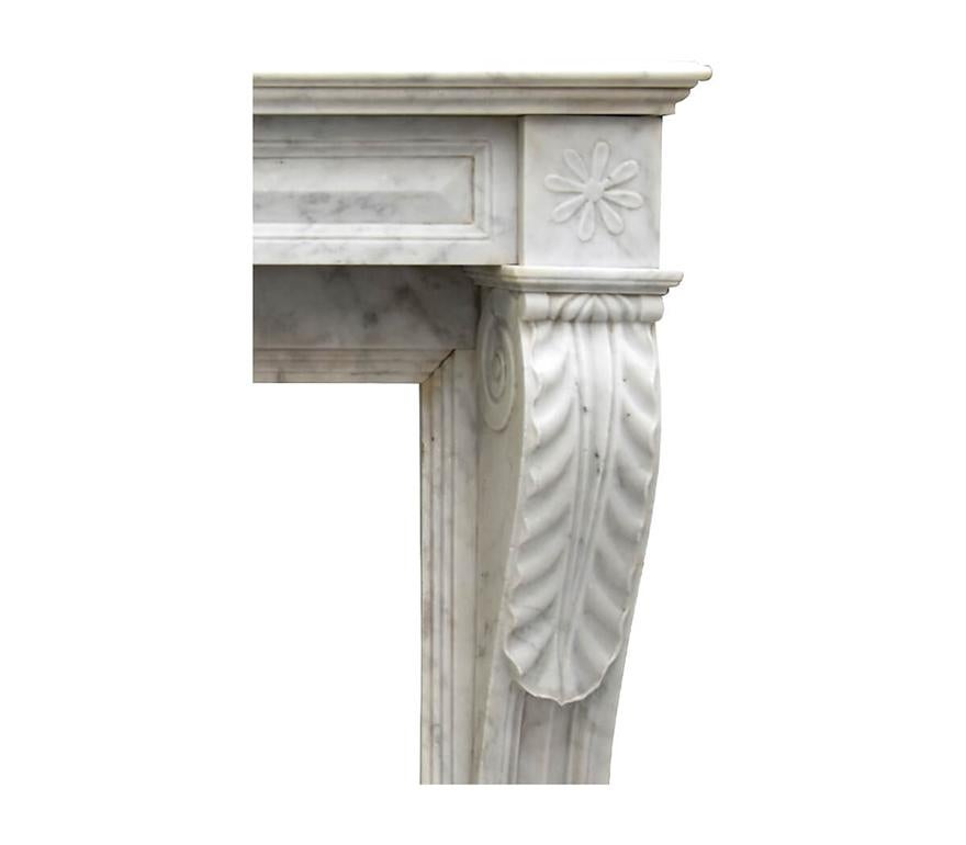 Mid-19th Century White carrara marble fireplace mantel 19th Century For Sale