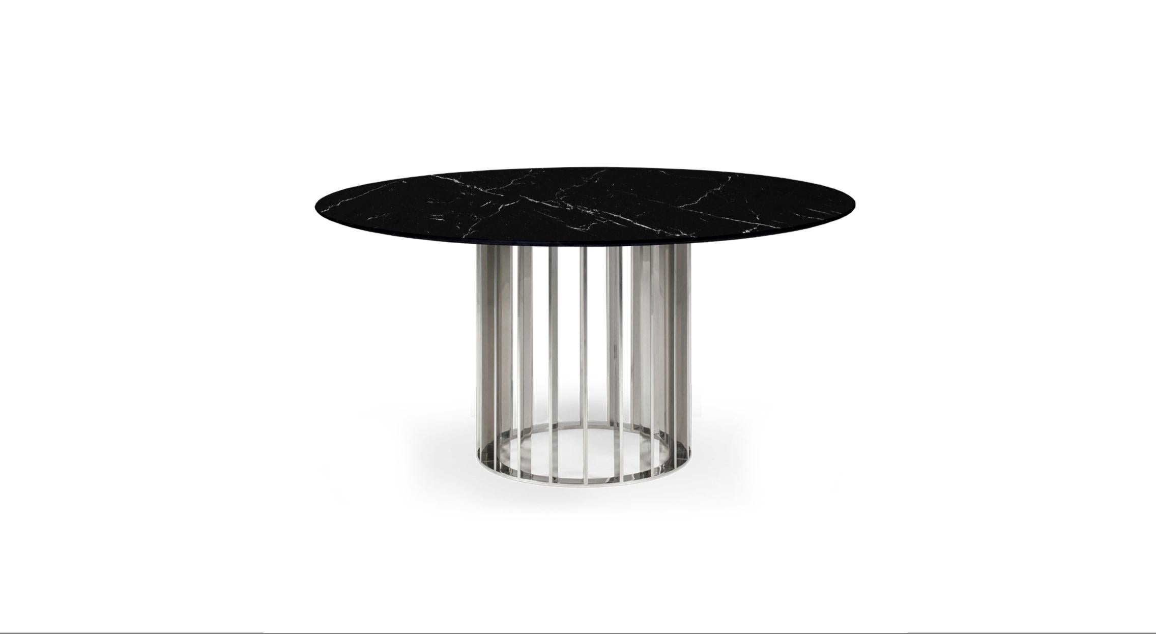 Table de salle à manger en acier inoxydable à finition mate en marbre blanc de Carrare en vente 4