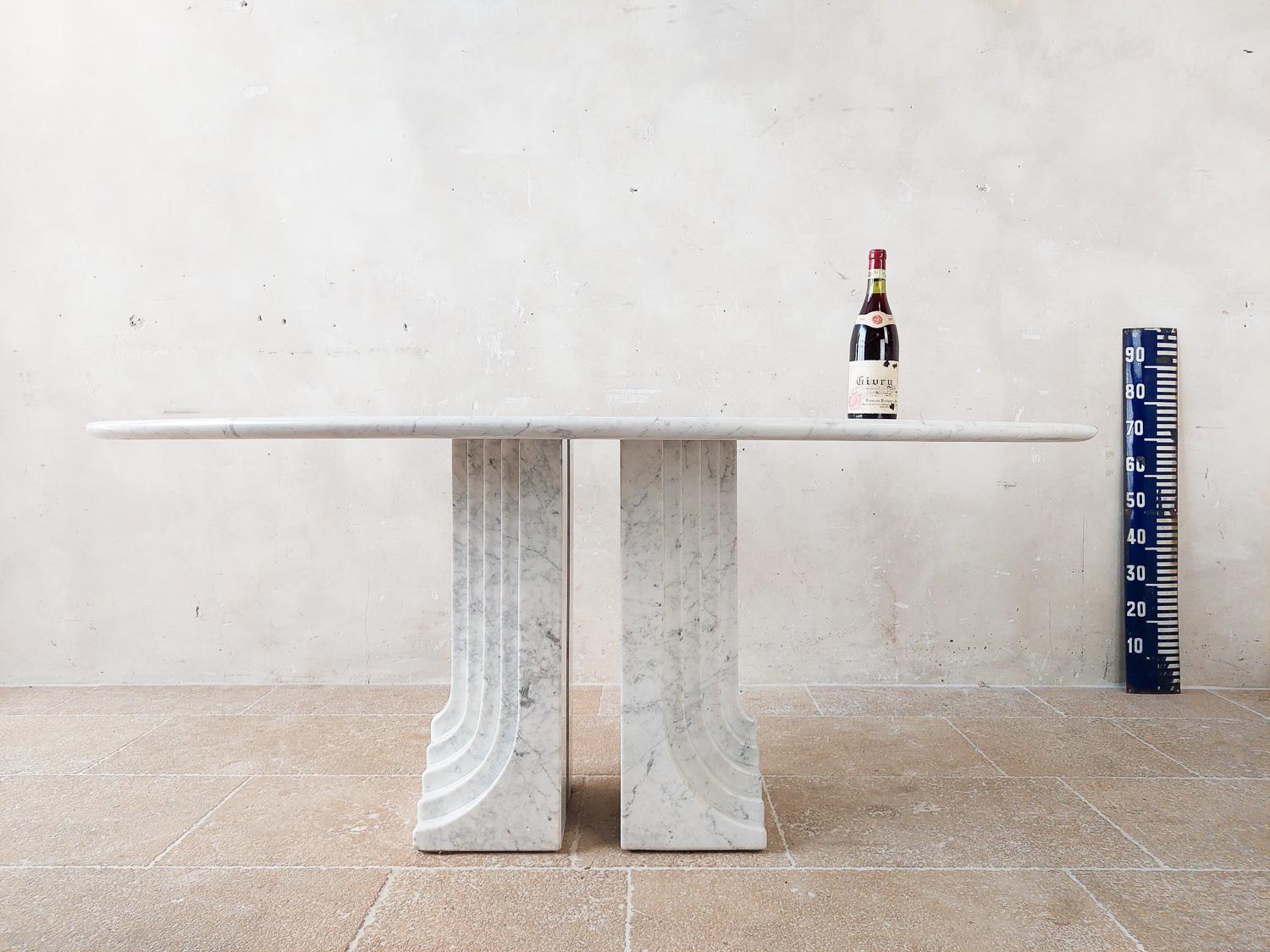 Table de salle à manger ovale en marbre blanc de Carrare par Carlo Scarpa, Italie, 1970 en vente 5