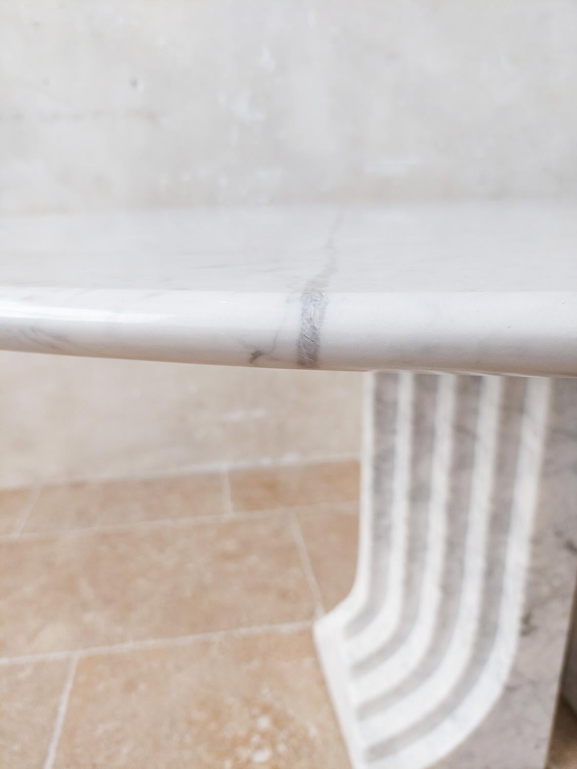 Table de salle à manger ovale en marbre blanc de Carrare par Carlo Scarpa, Italie, 1970 en vente 3