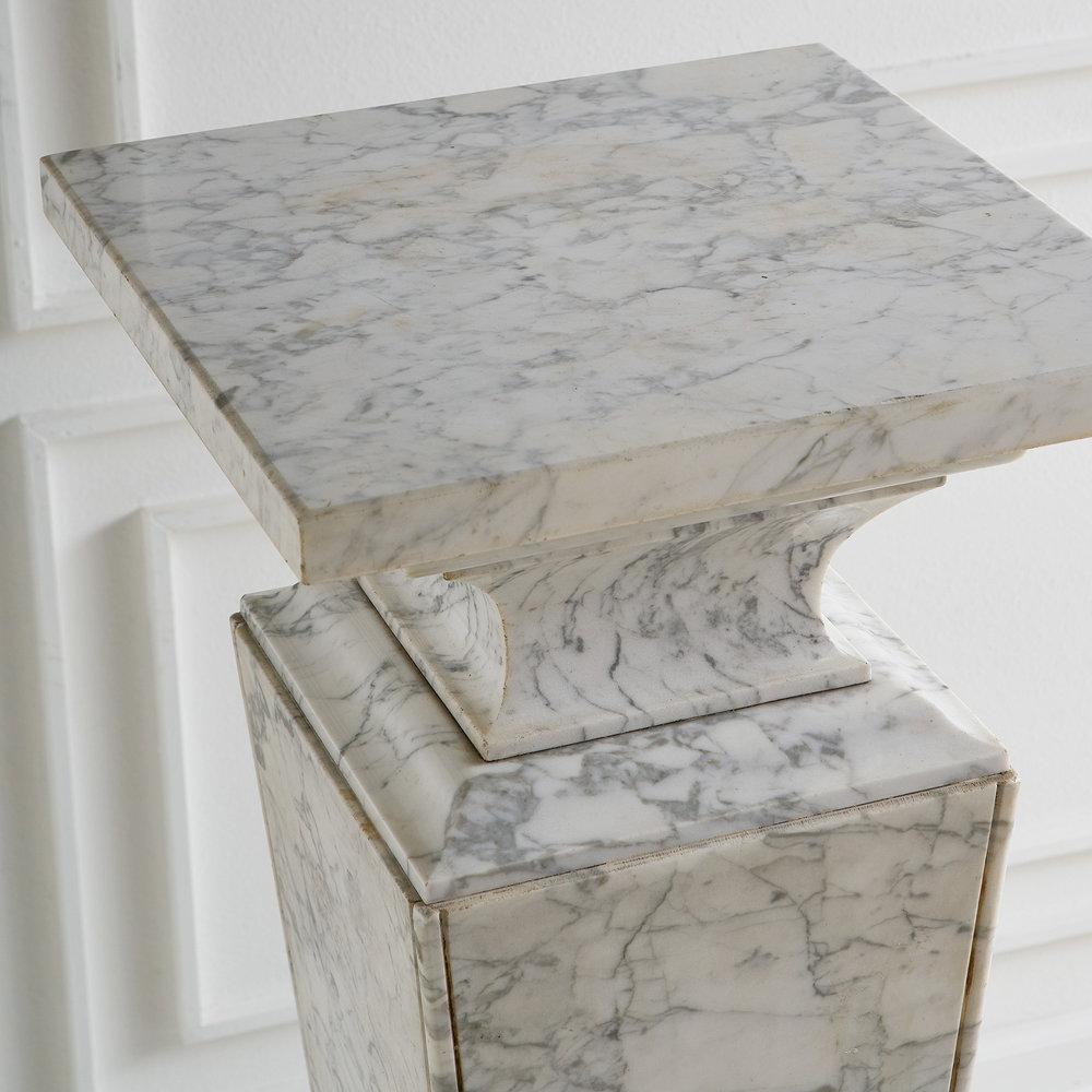 Neoclassical White Carrara Marble Pedestal with Rotating Top