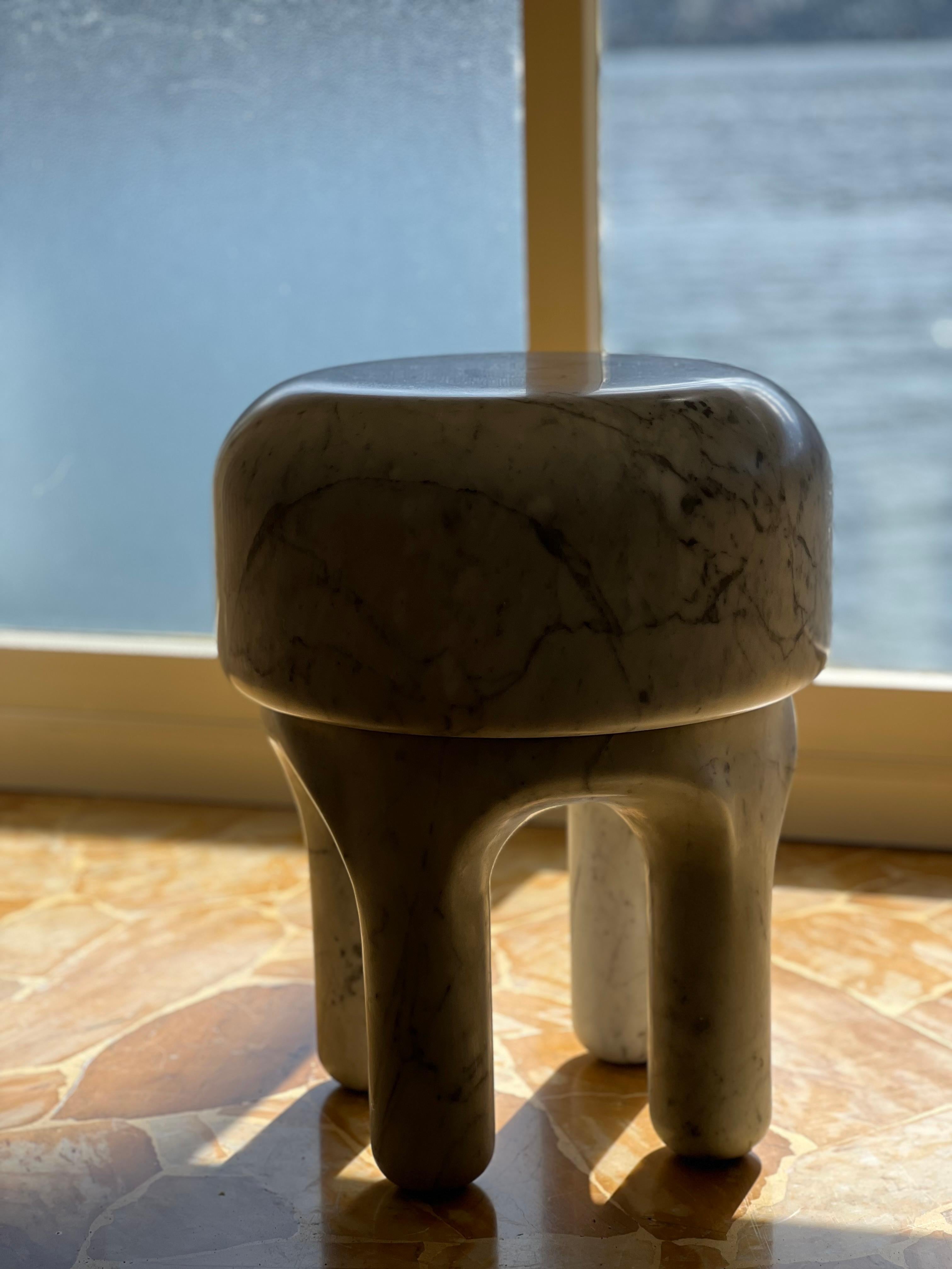 White Carrara Marble Side Table - Collectible Italian Design, marble sculpture For Sale 8