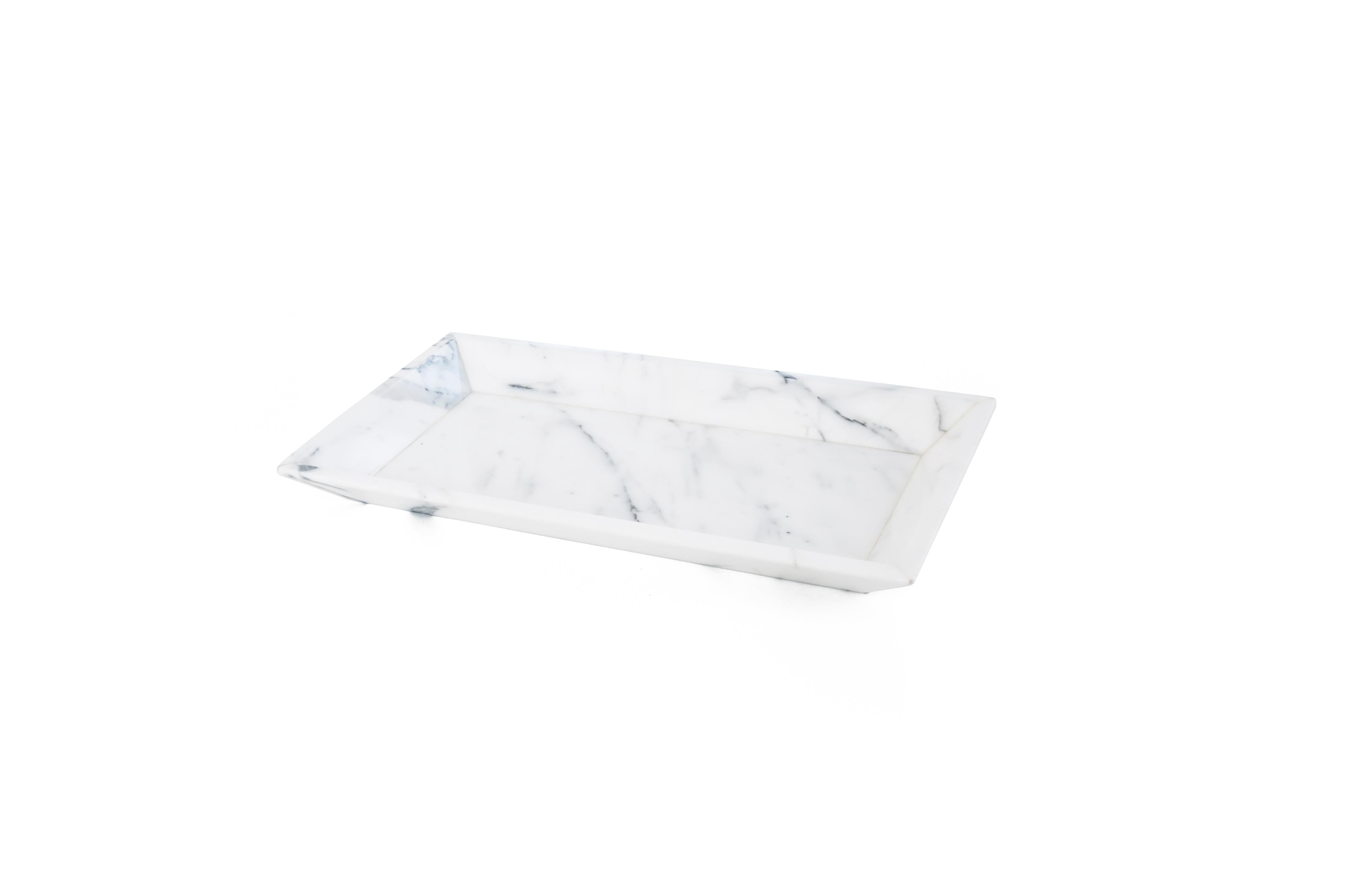 White Carrara marble tray or plate. Ideal for many uses and ambient: living room, studio, kitchen. Each piece is in a way unique (every marble block is different in veins and shades) and handmade by Italian artisans specialized over generations in