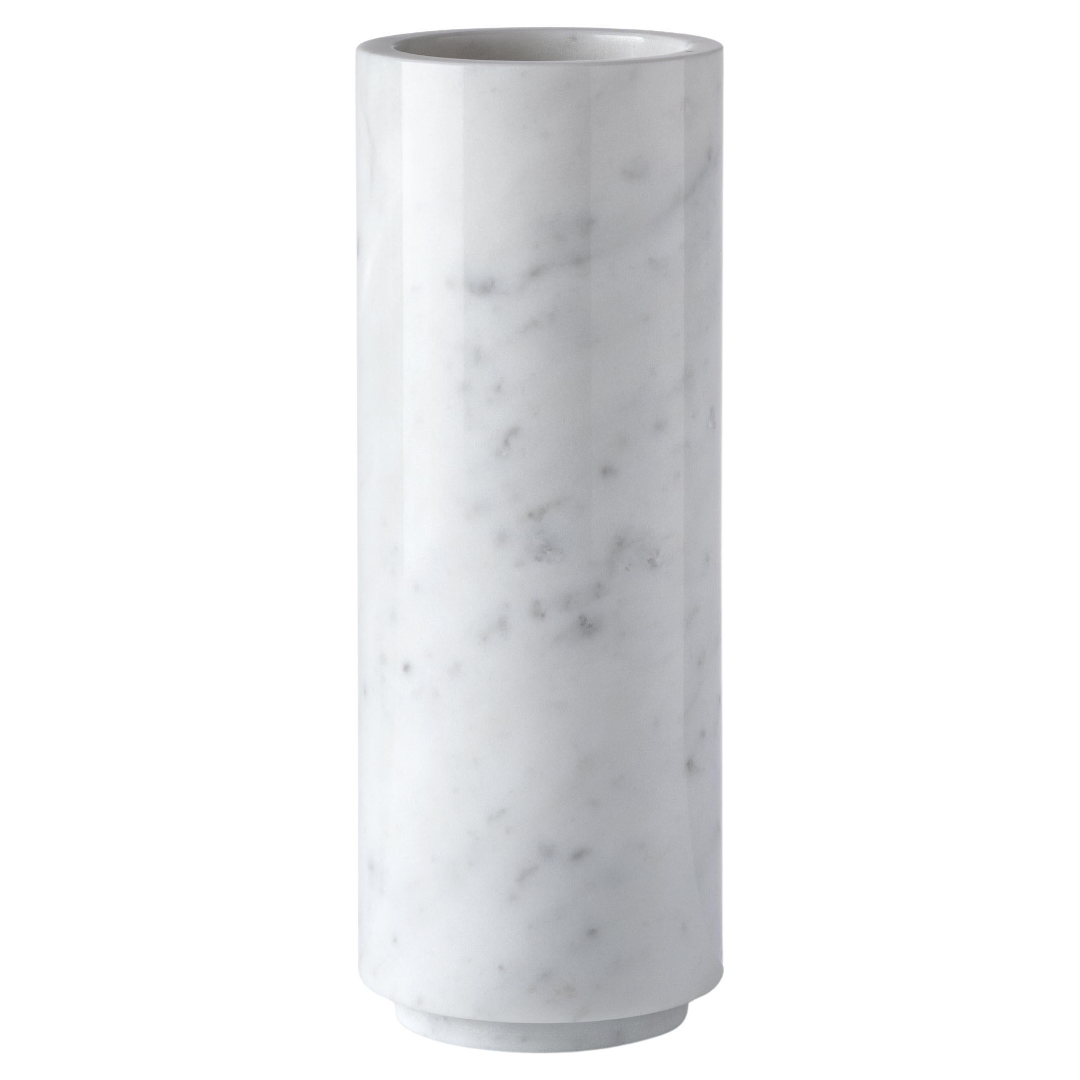 Vaso in marmo bianco di Carrara