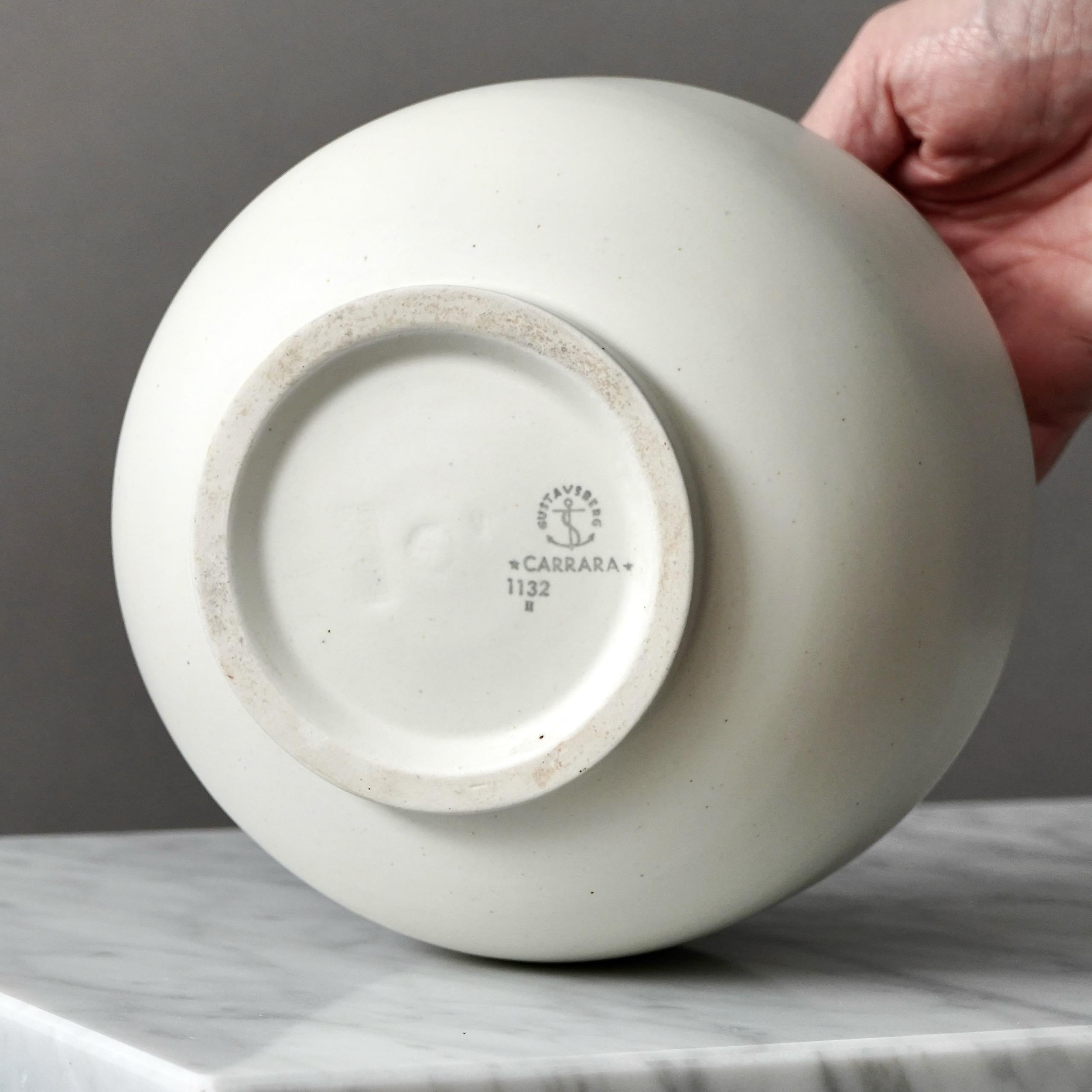 Vaso 'Carrara' bianco di Wilhelm Kage per Gustavsberg, Svezia, anni '30 in vendita 3