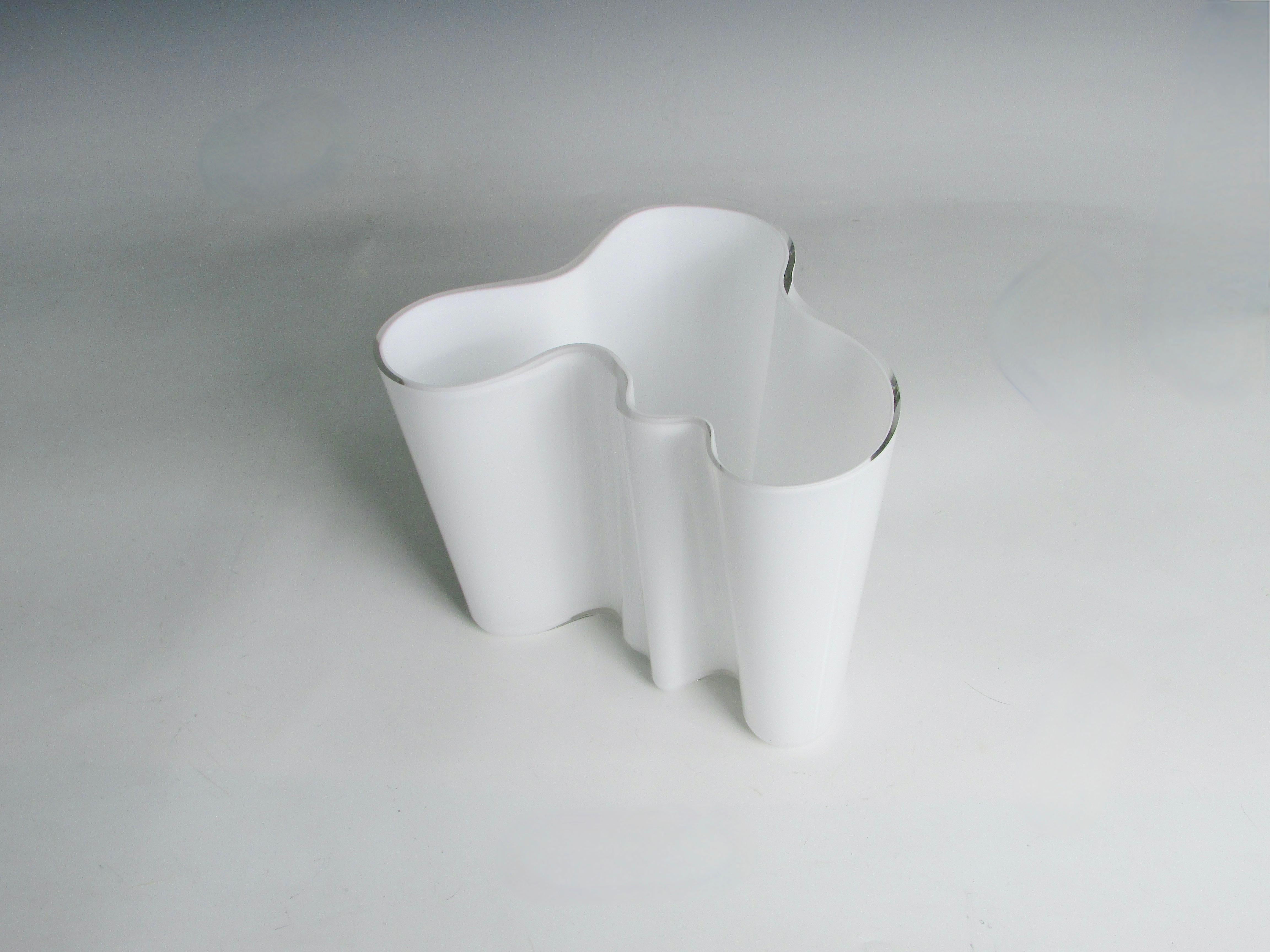 Mid-Century Modern White Cased Glass Alvar Aalto Savoy Vase for Littala
