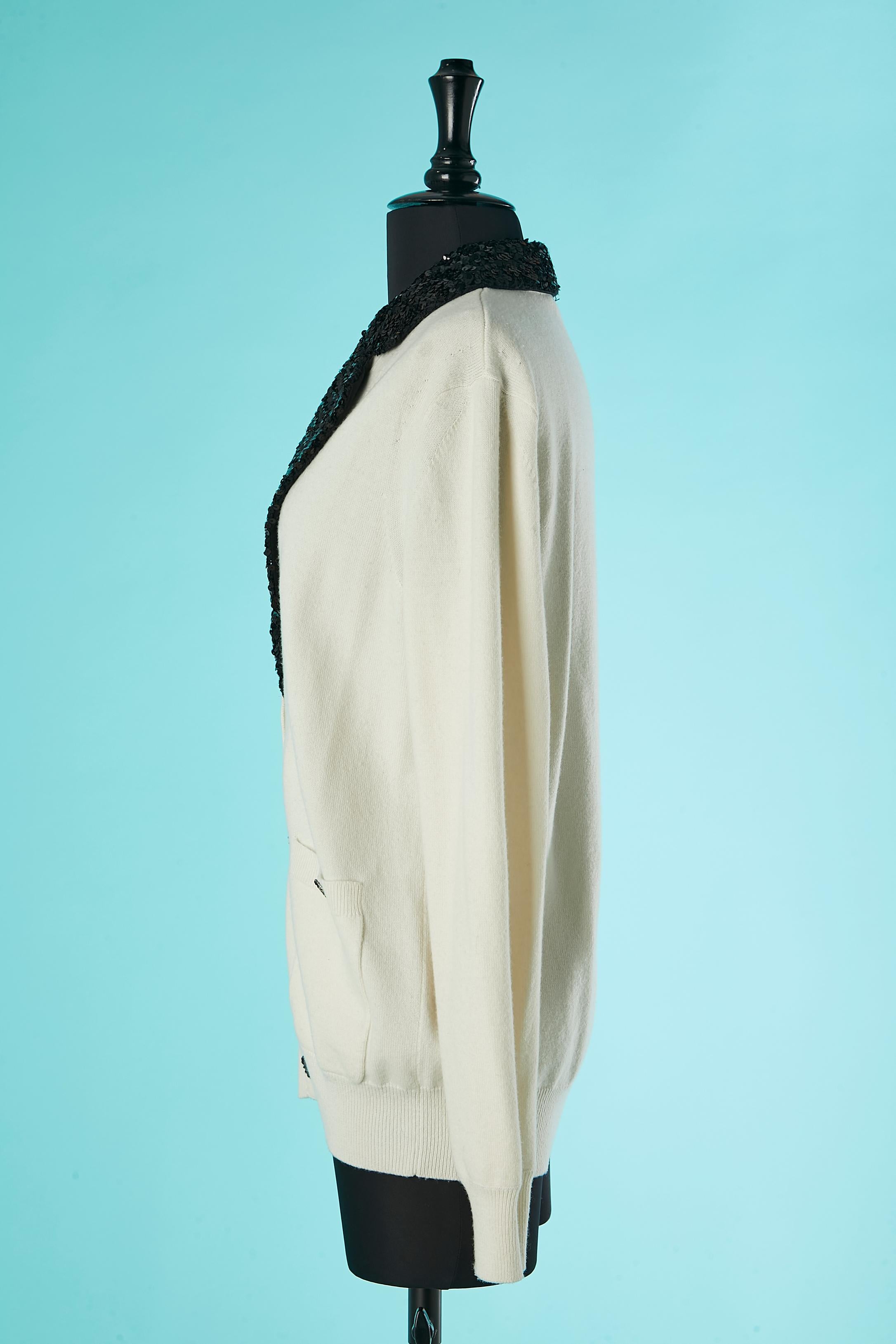 Women's White cashmere cardigan with black sequin collar CHANEL For Sale