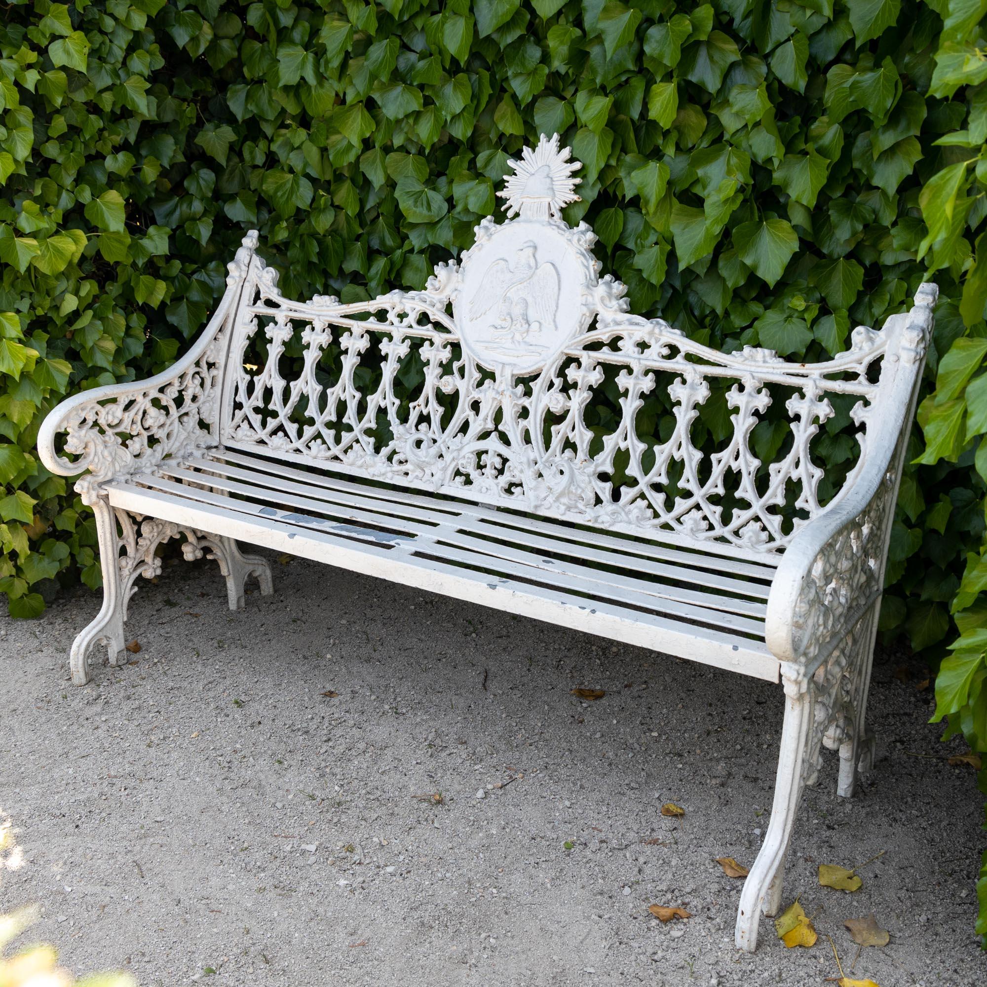 20th Century White cast iron garden bench, 20th century For Sale