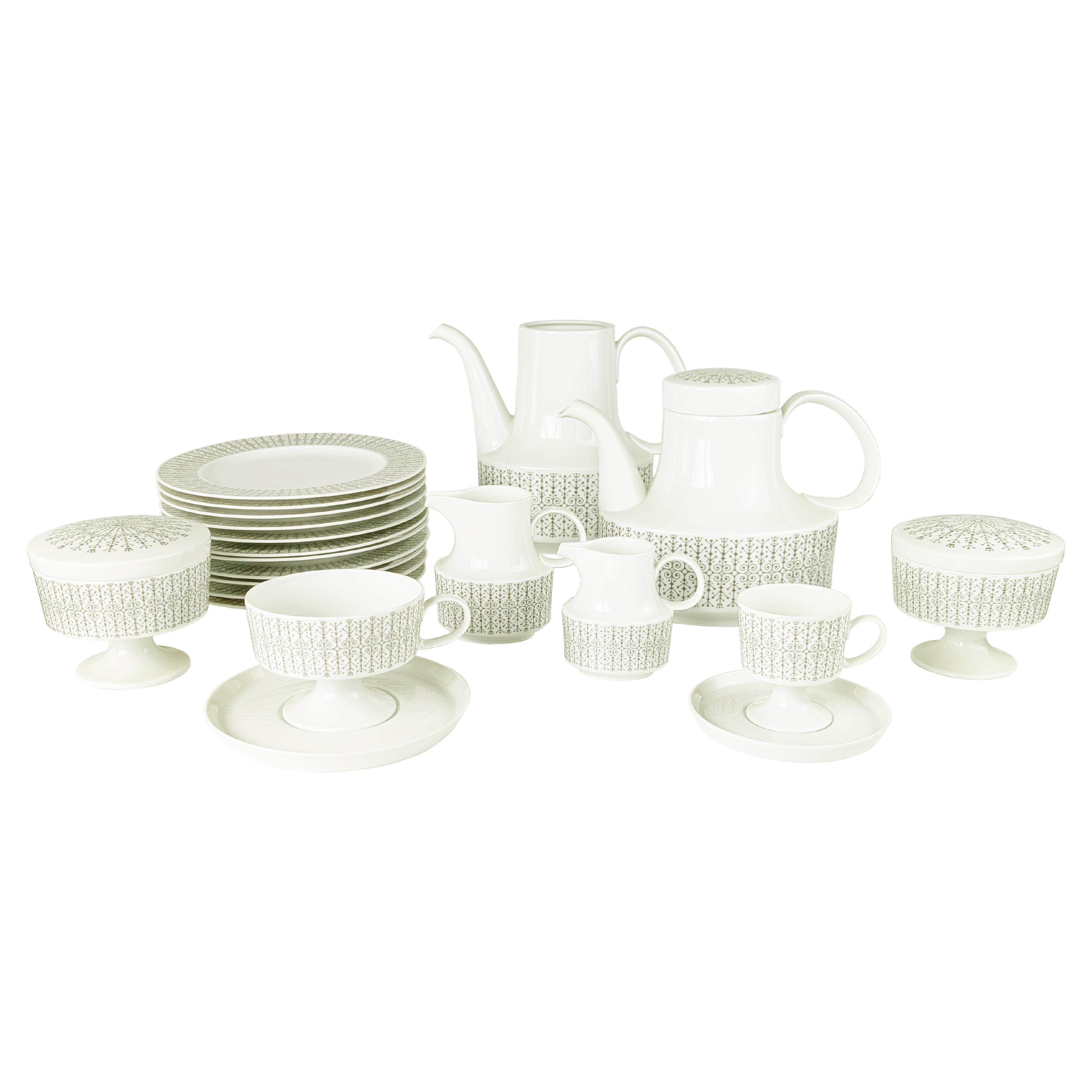 12-teiliges Kaffee- und Teeservice aus weißer Keramik aus den 60er Jahren von Wirkkala für Rosenthal im Angebot