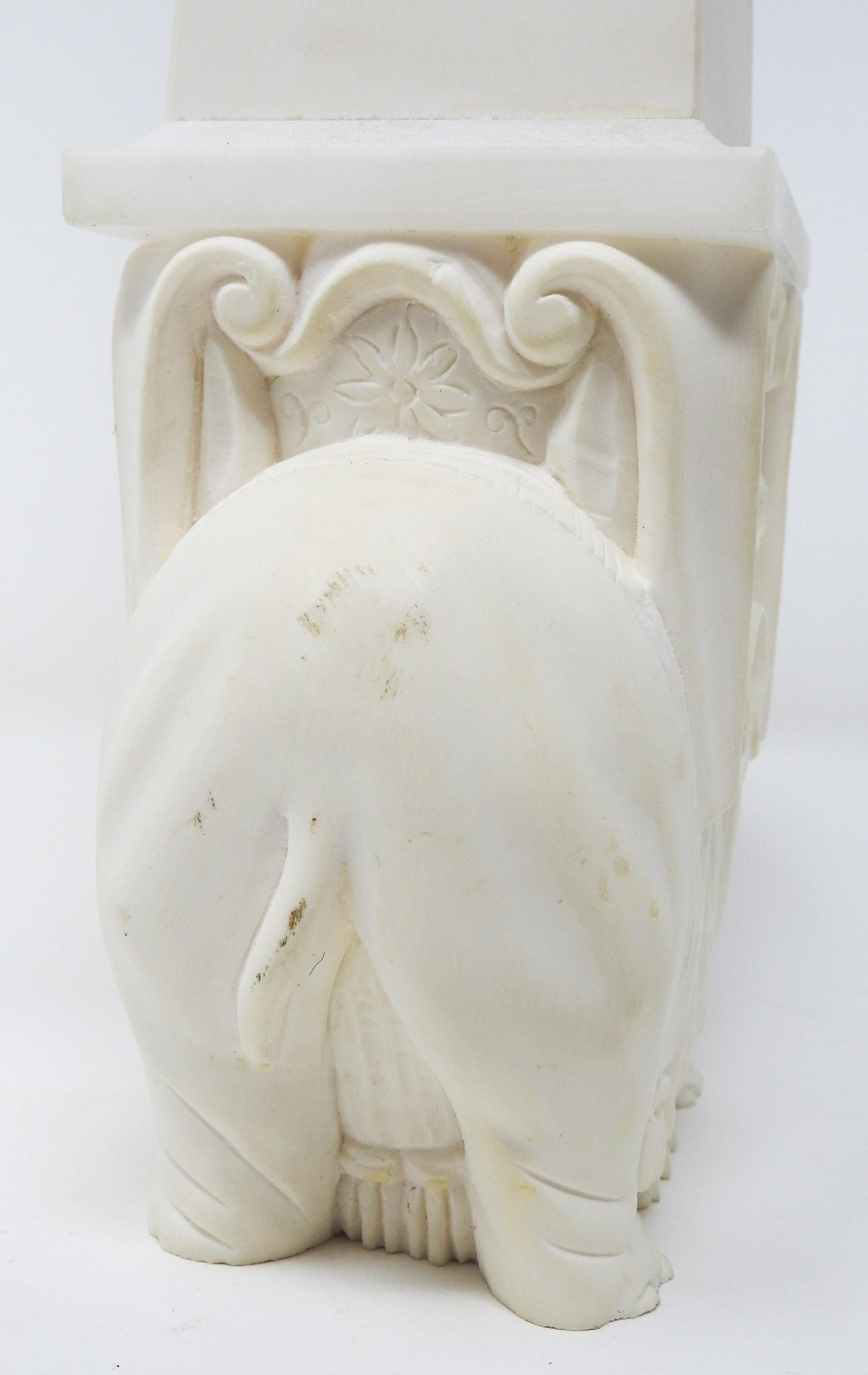 White Ceramic and Glass Elephant Obelisk, Vintage For Sale 4
