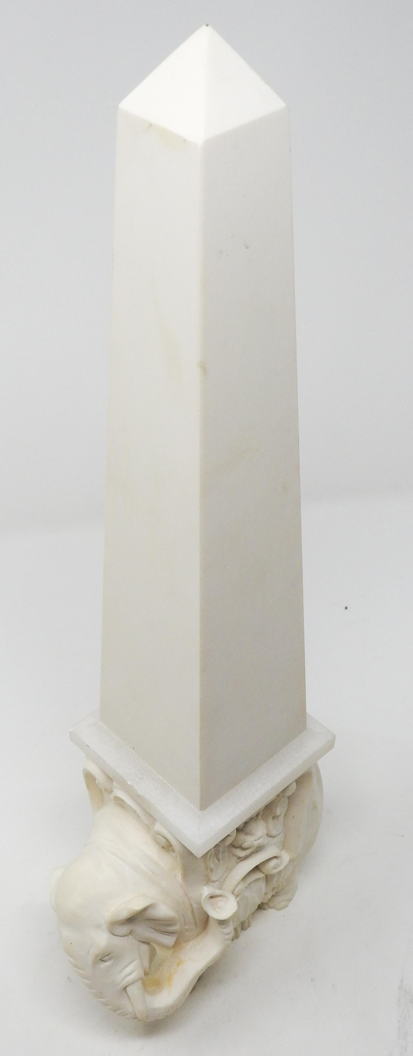 White Ceramic and Glass Elephant Obelisk, Vintage For Sale 6