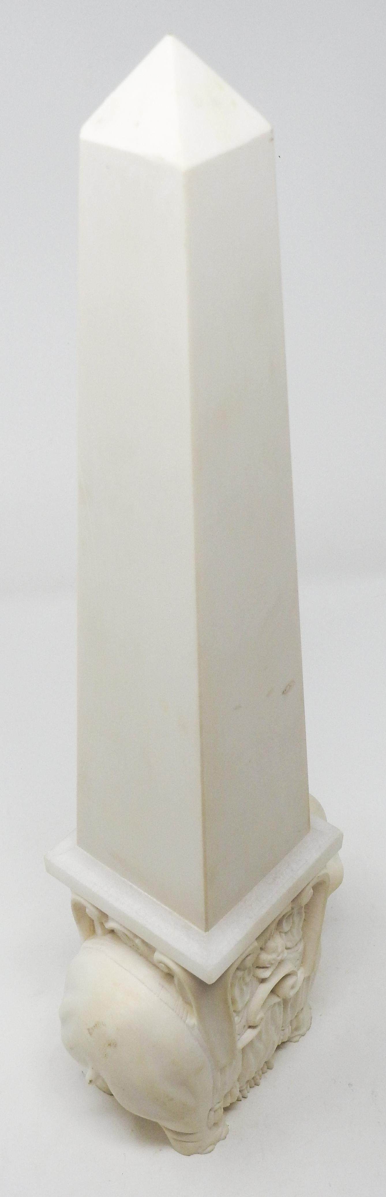White Ceramic and Glass Elephant Obelisk, Vintage For Sale 7