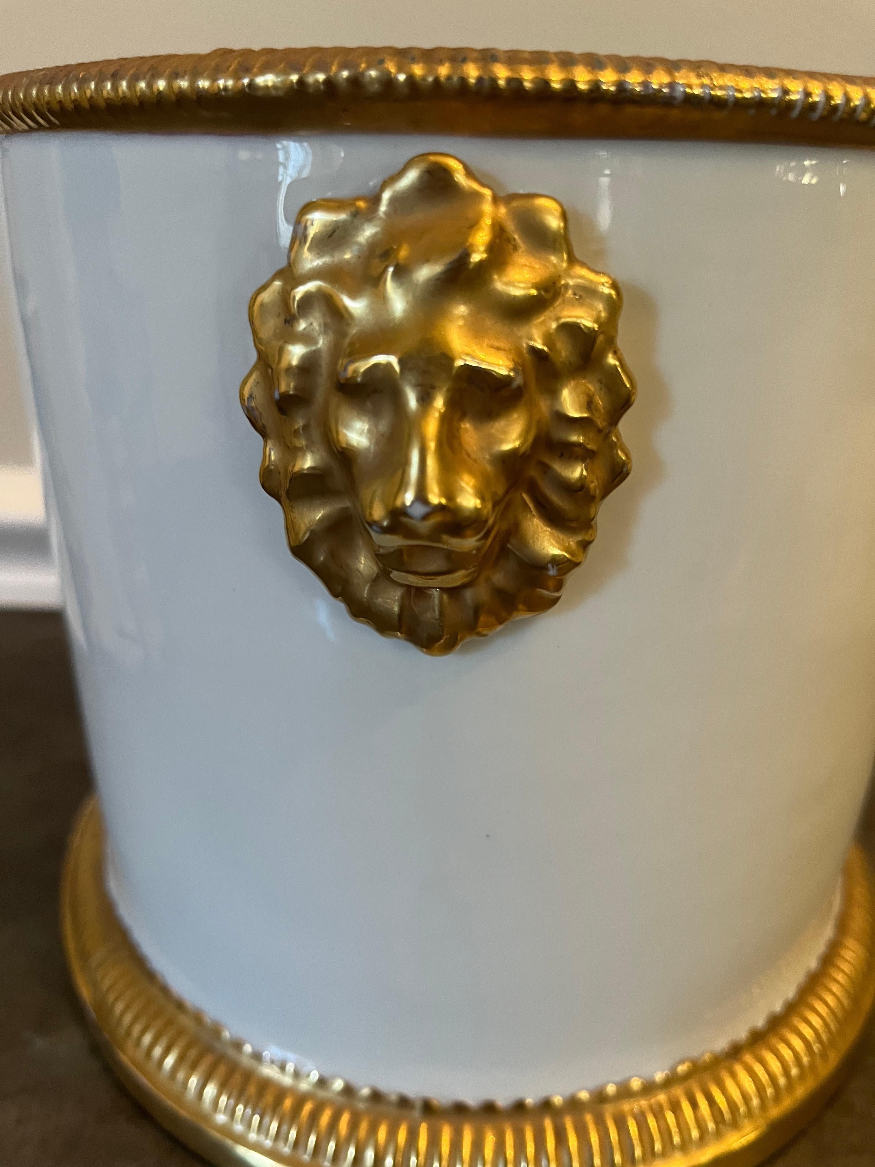 Hollywood Regency White Ceramic Cache Pot Having Gilt Beaded Trim and Lion Heads by Mottahedeh