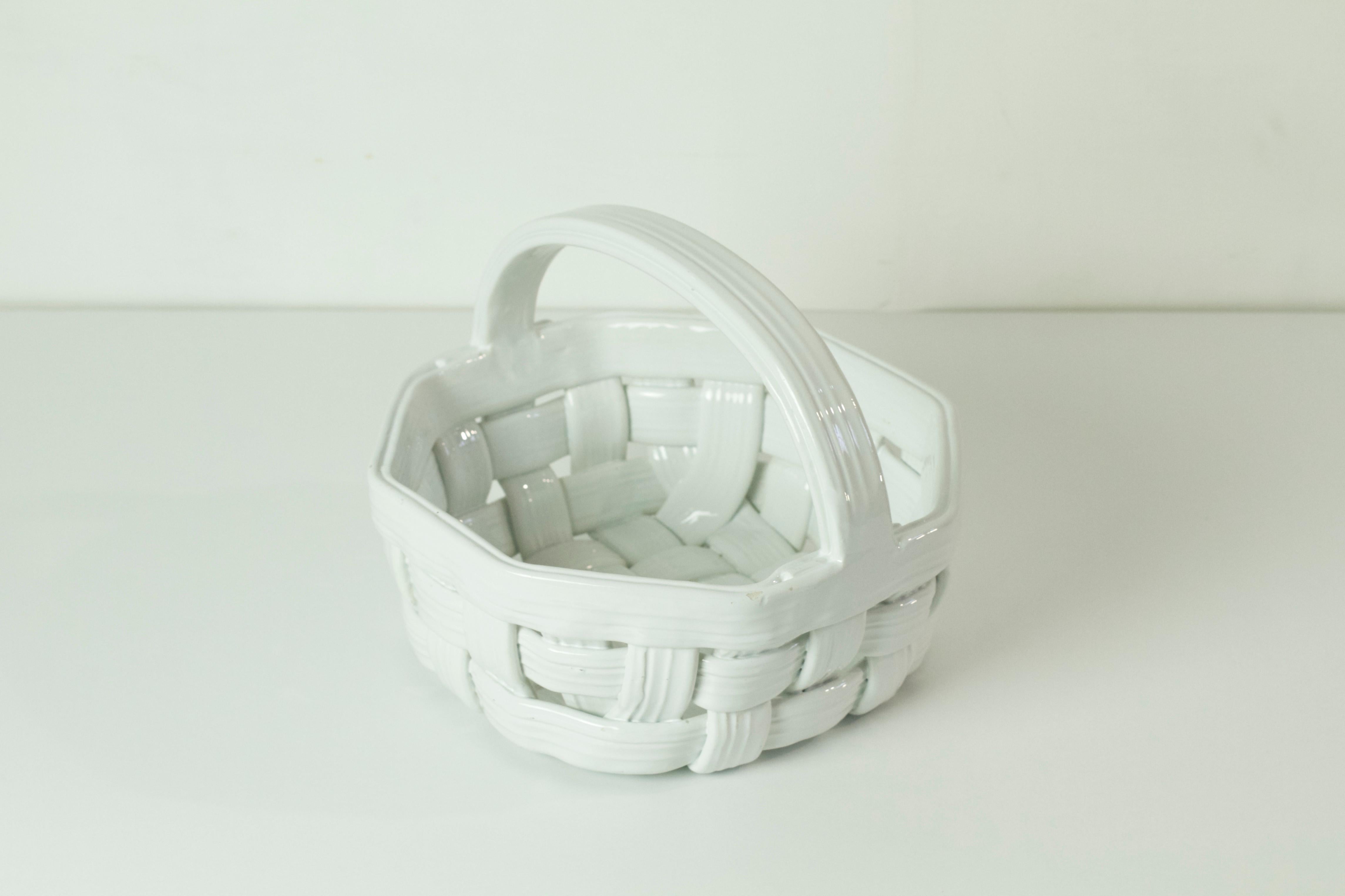 Handmade fruit basket in ceramic with a white glaze made in Italy. Perfect for the romantic looking country kitchen.