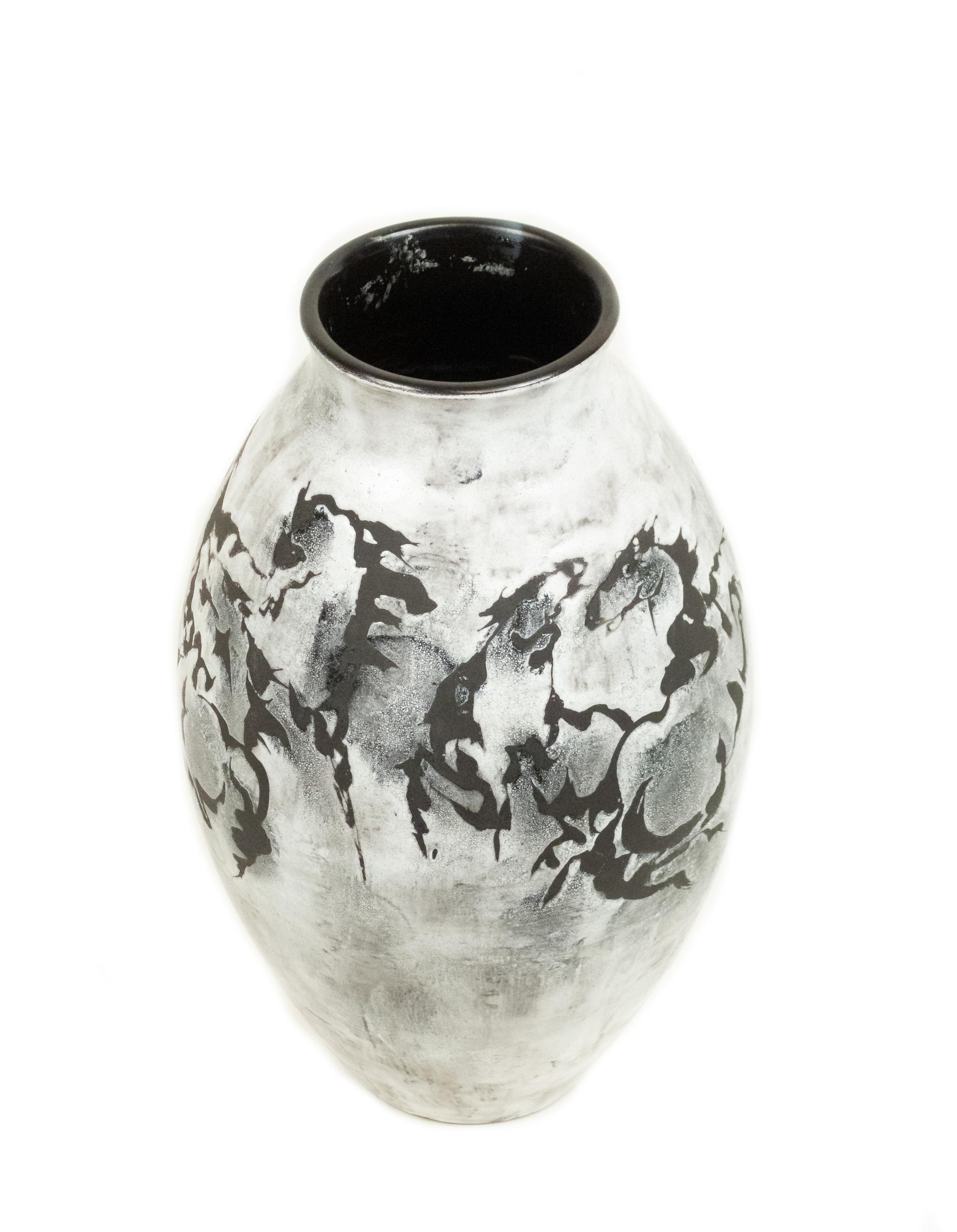 Rustic Post-War White Ceramic Horse Design Vase For Sale