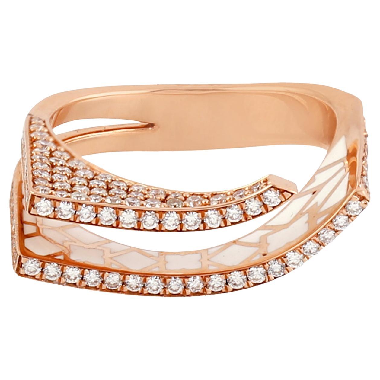 Weißer Keramik-Intarsienring mit Goldmuster in einem architektonischen Ring mit VS-Diamanten im Angebot