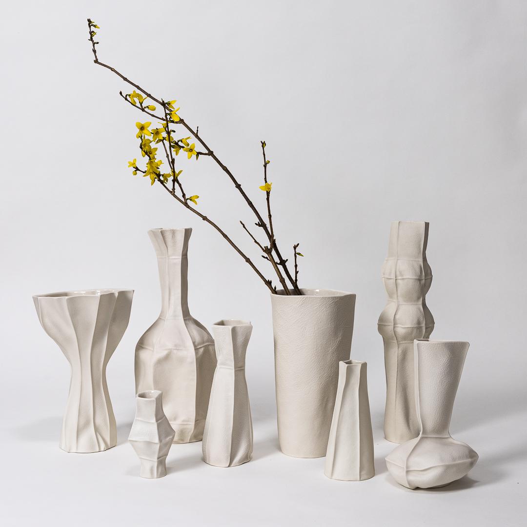 American In-Stock, White Ceramic Kawa Vase 12, Leather textured Organic Modern porcelain For Sale
