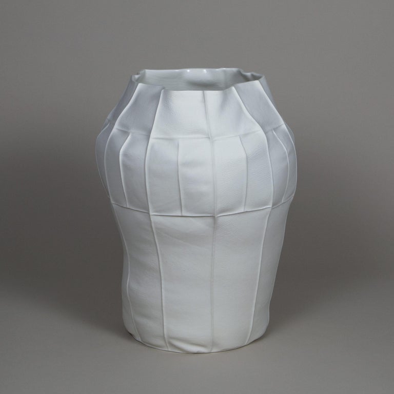 White Ceramic Kawa Vessel, Large 03, Leather Cast Porcelain Vase, Centerpiece In New Condition For Sale In Brooklyn, NY