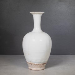 White Ceramic Long Neck Milk Pottery