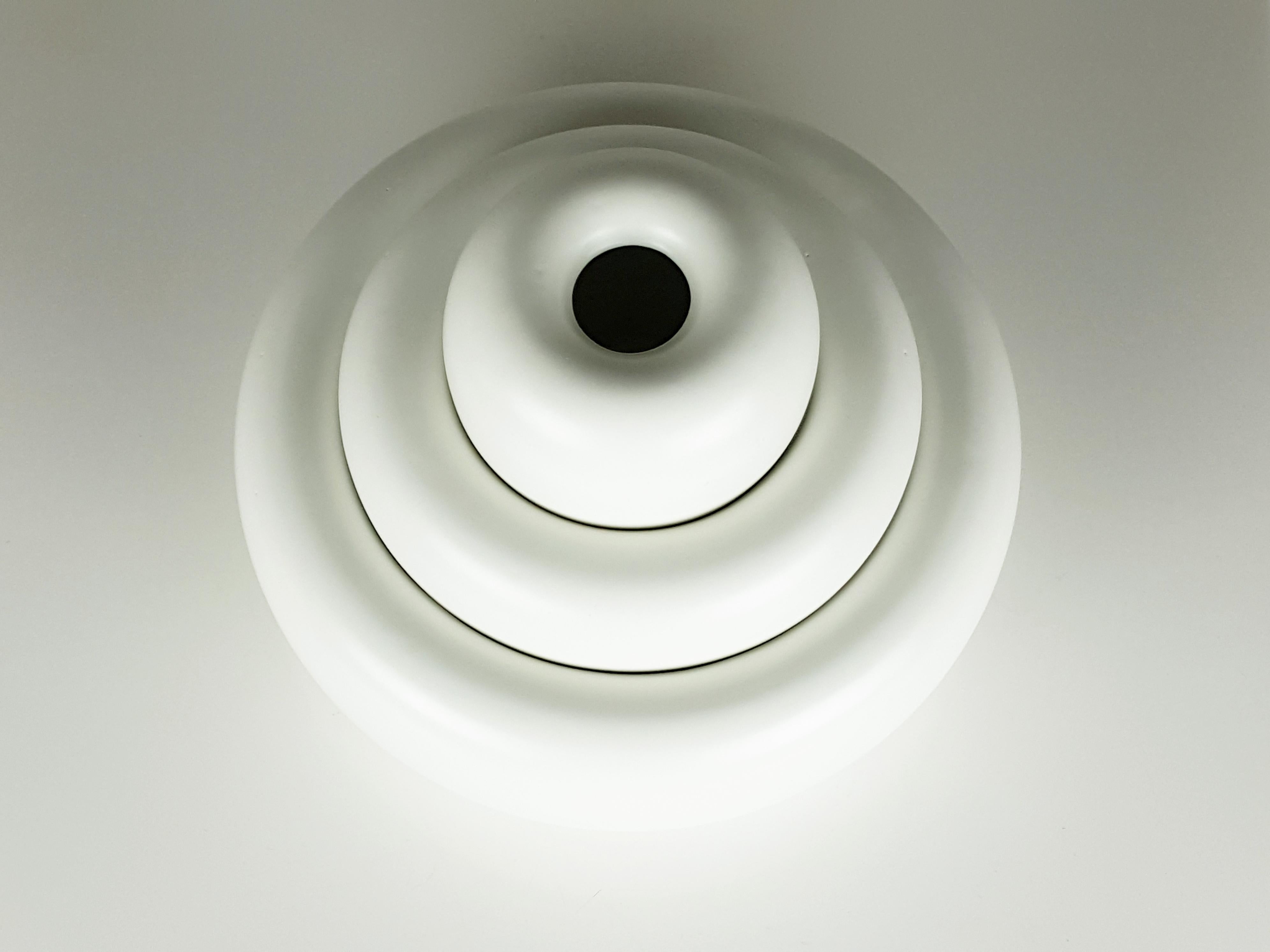 Weiße Keramikskulptur „Bombolo“ in Weiß von Ambrogio Pozzi für Ceram, 70-1 (Space Age) im Angebot