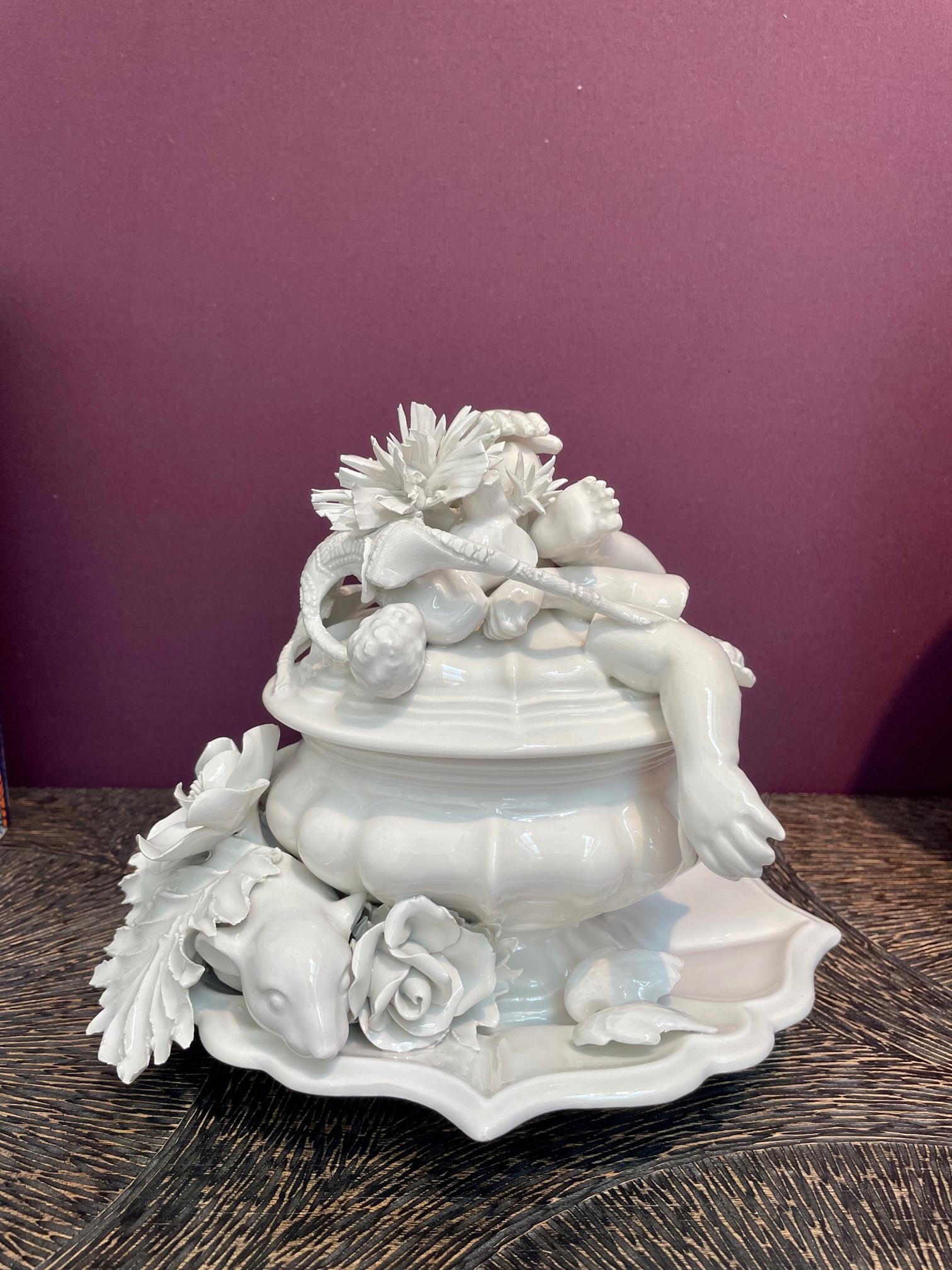 Renzi & Reale, Baroque Rain, 2003, glazed earthenware. Measures: 23 x 23 x 21 cm 

White ceramic sculpture by renowned designer-makers duo Renzi & Reale who operated in a successful collaboration from the early nineties till the early 2000s. There