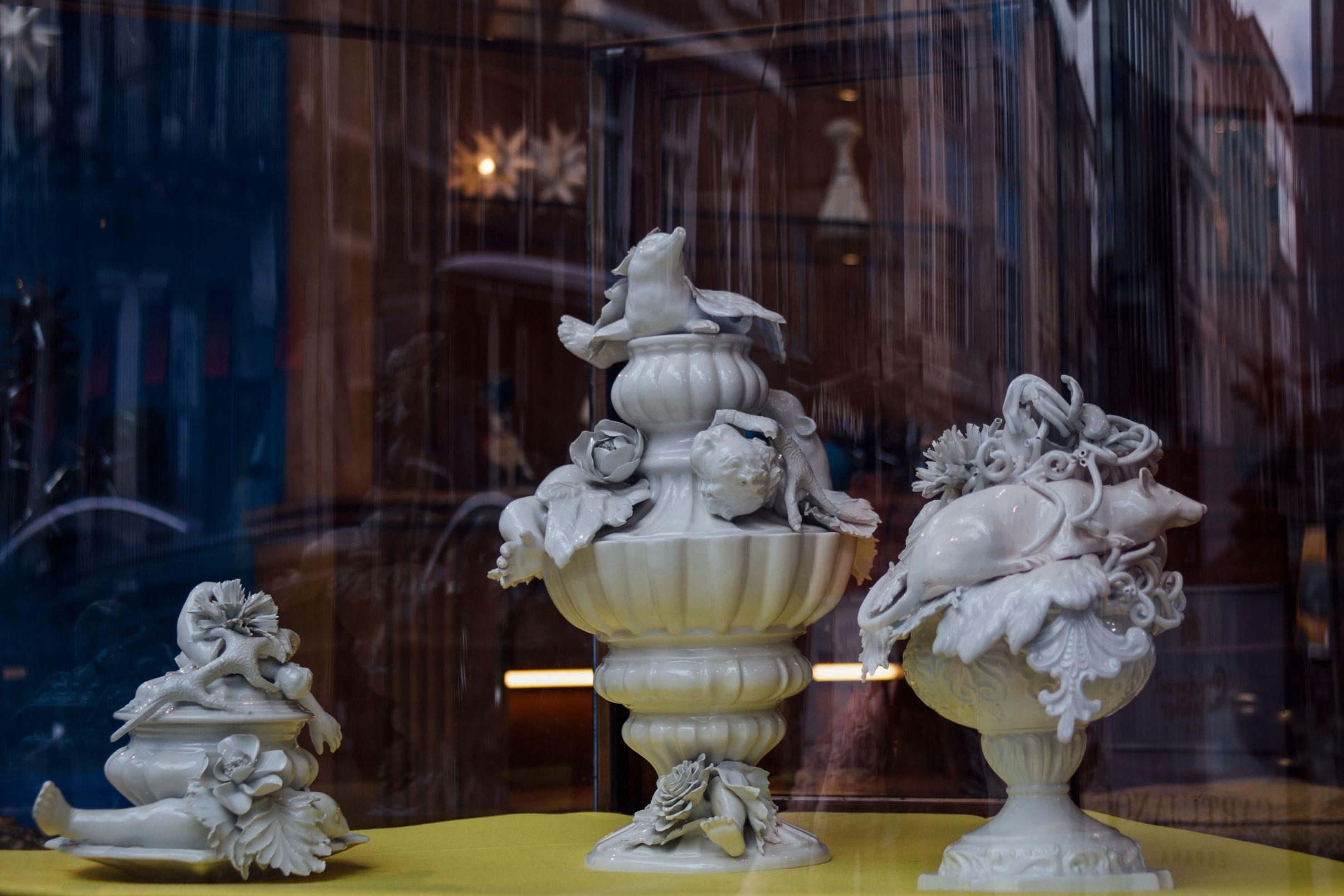 Italian White Ceramic Sculpture by Renzi & Reale Glazed Earthenware Italy Contemporary